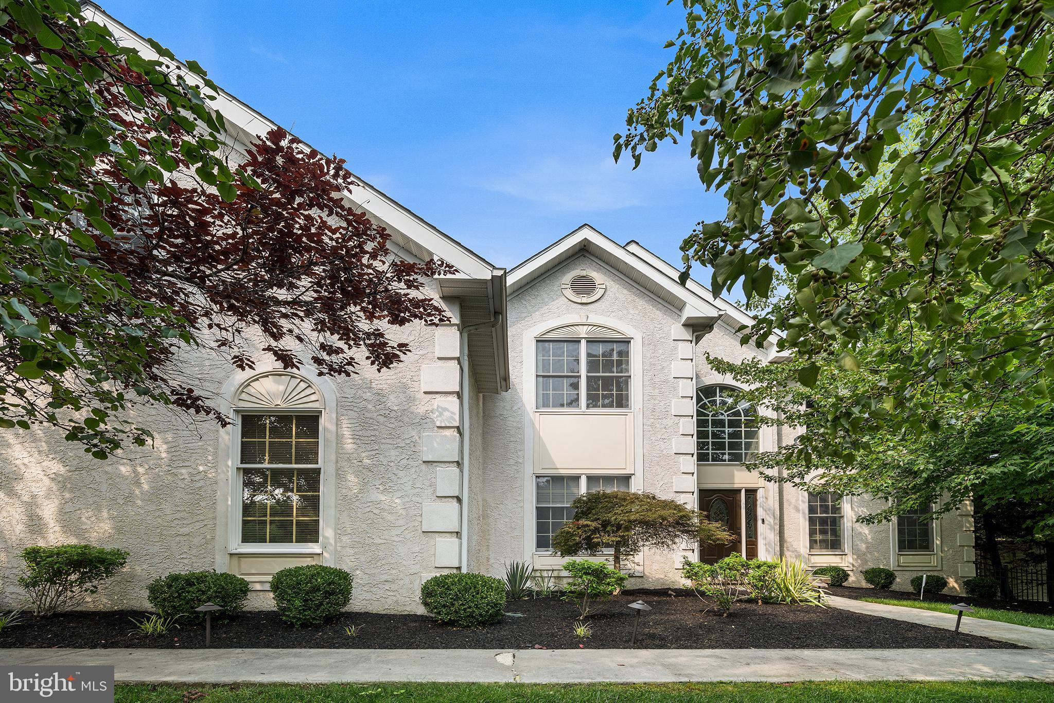 2111 PEREGRINE CIRCLE