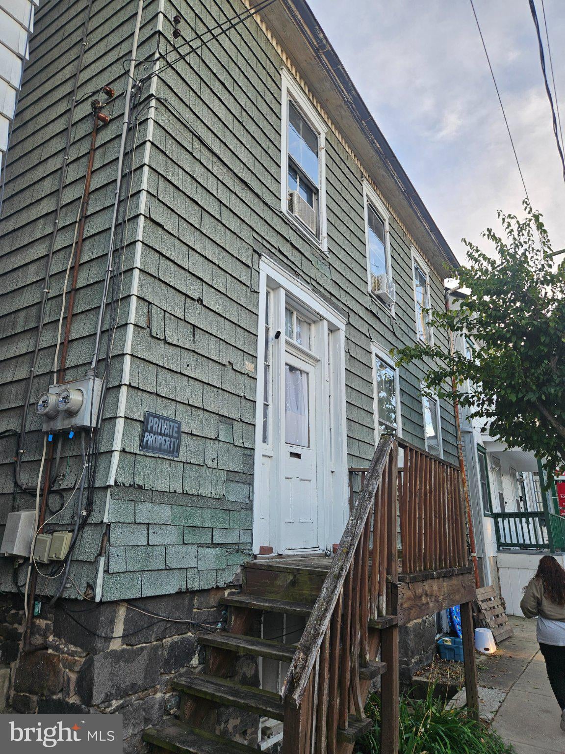 240 S WASHINGTON STREET