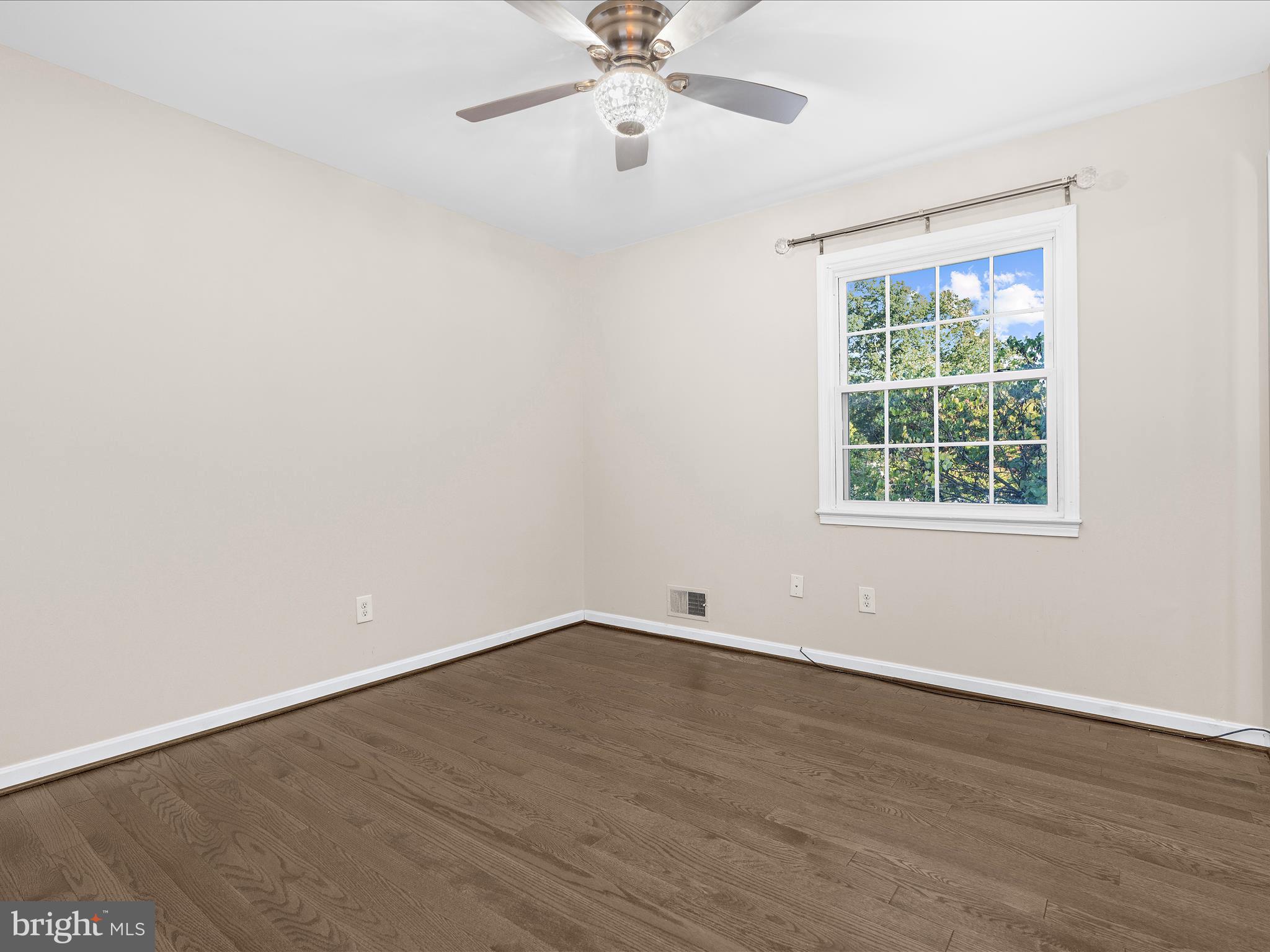 BEDFORD - Residential