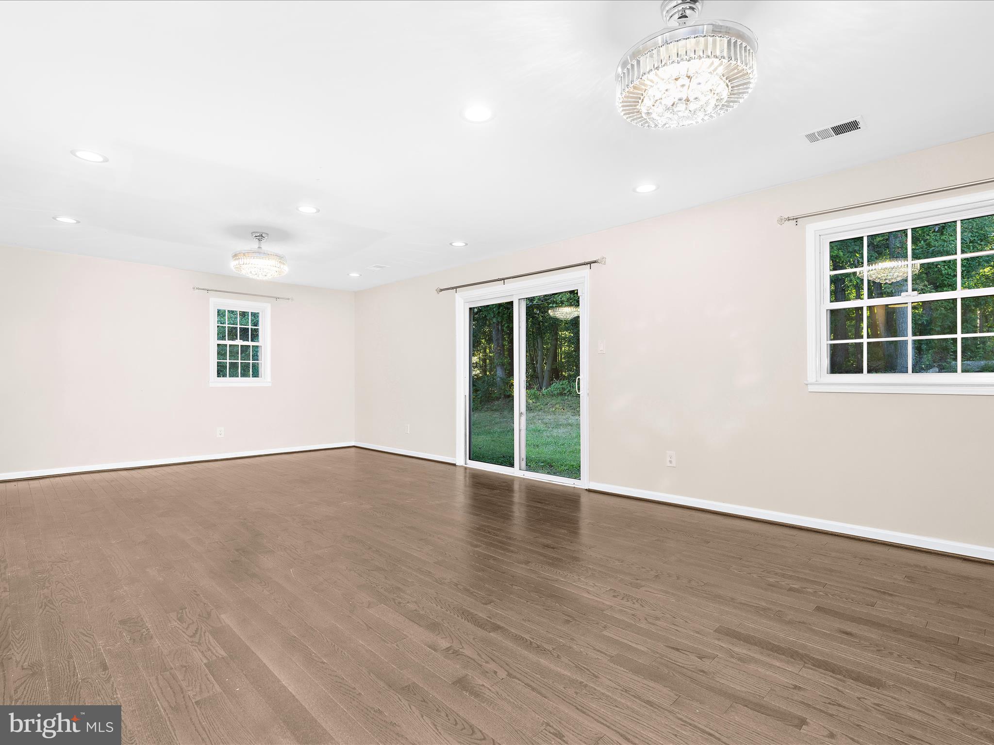 BEDFORD - Residential