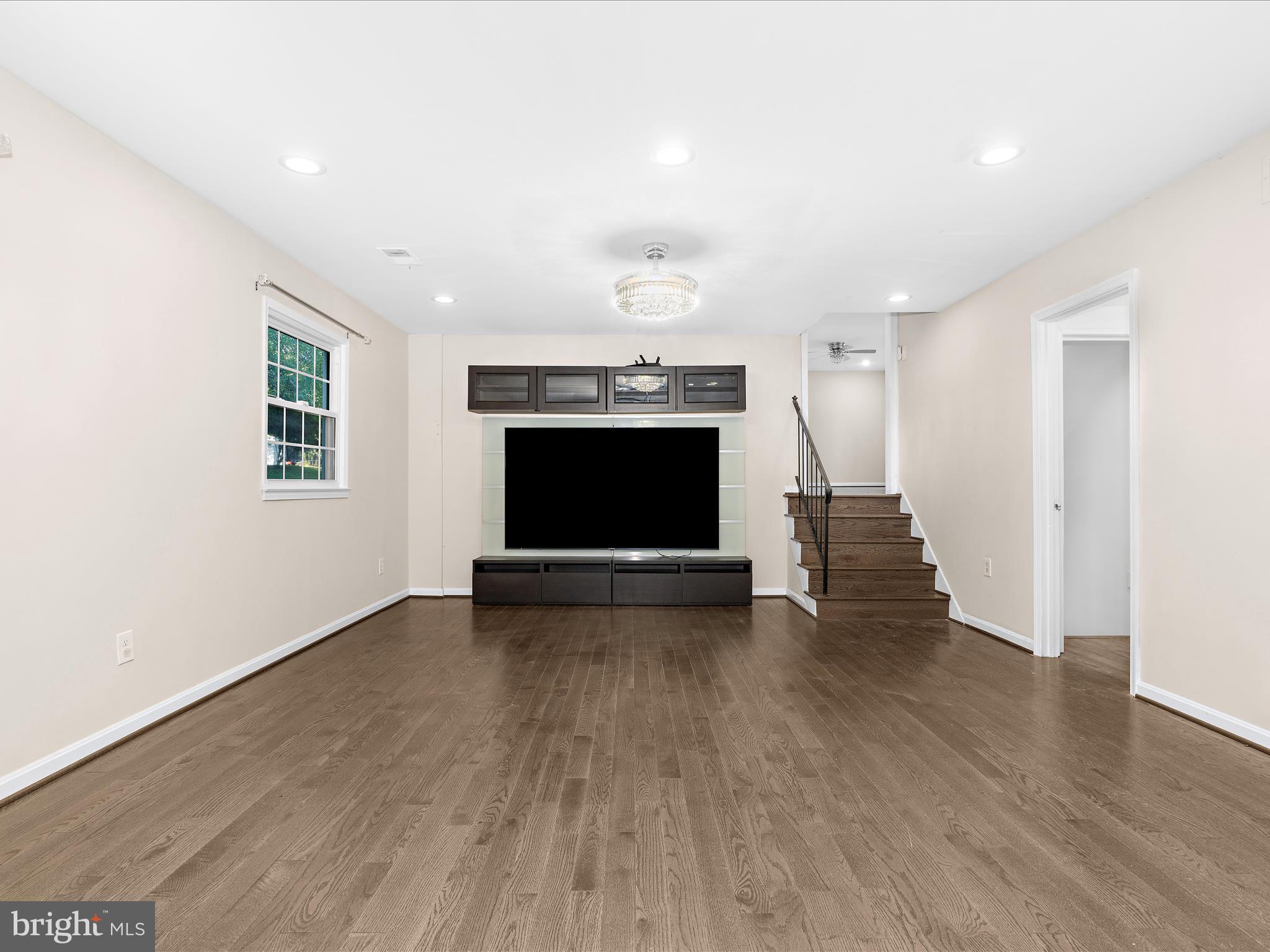 BEDFORD - Residential