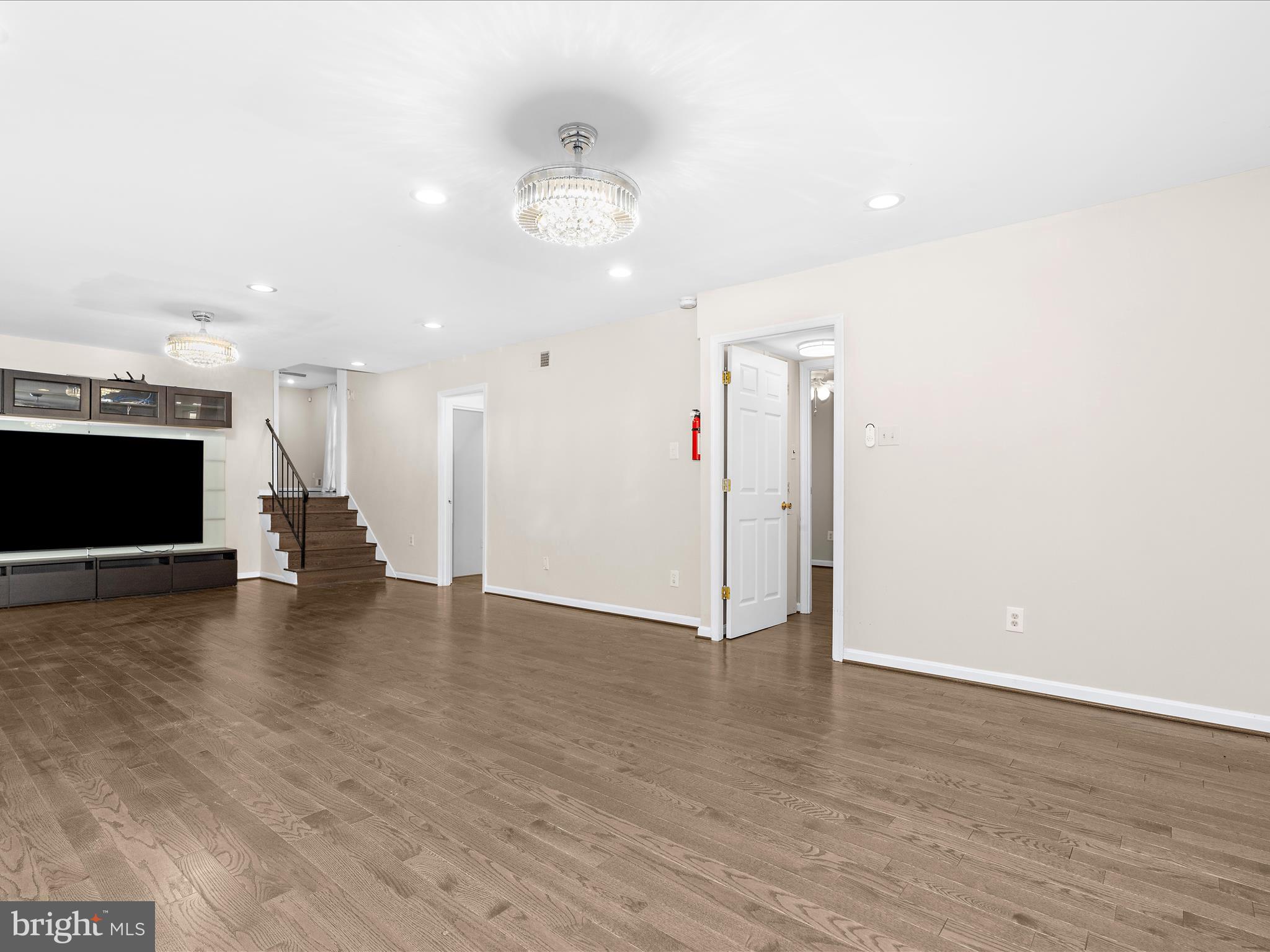 BEDFORD - Residential