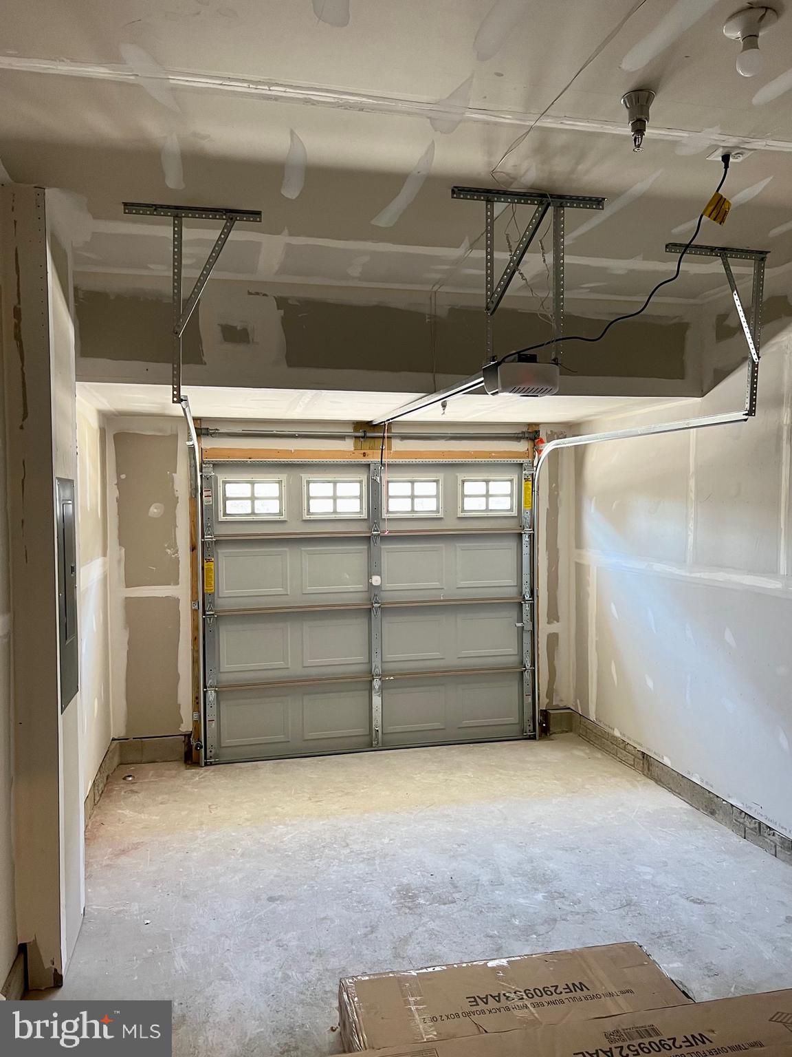 POTOMAC TOWN CENTER - Residential Lease