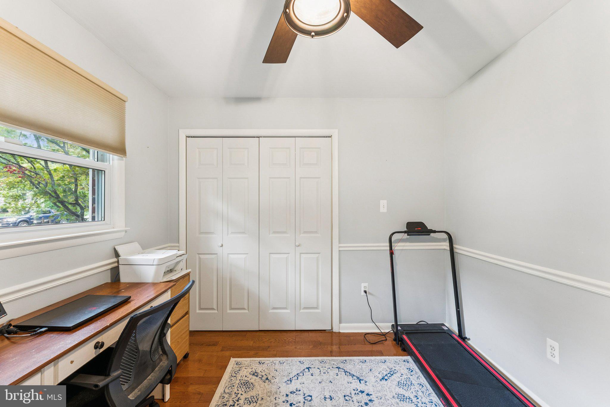 COUNTRY CLUB/LAKE MONTCLAIR - Residential