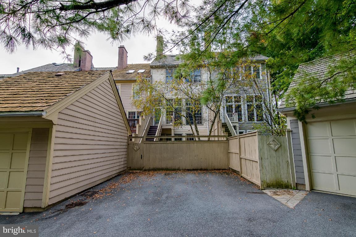 KENTLANDS HILL DISTRICT - Residential