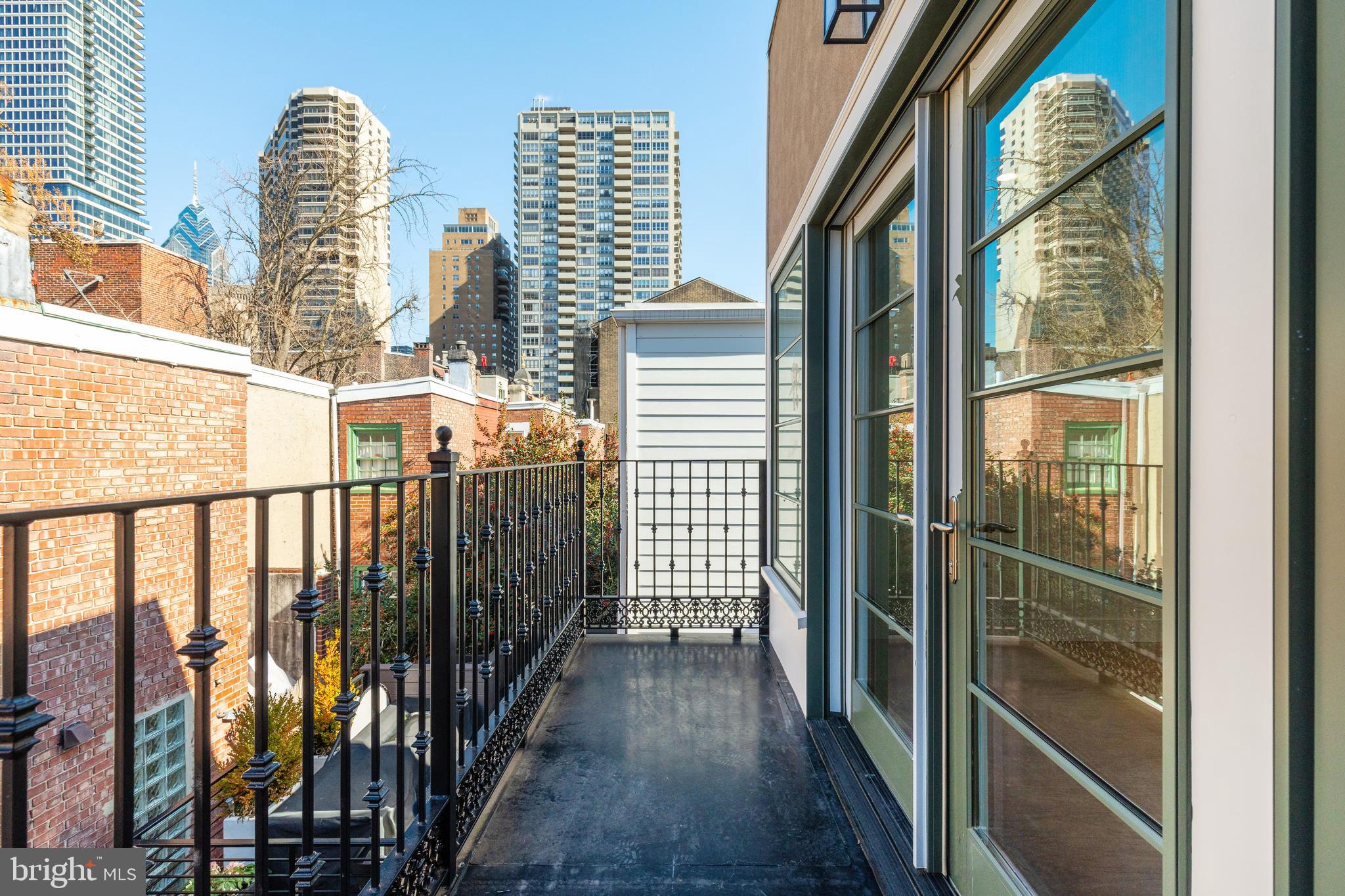 RITTENHOUSE SQUARE - Residential