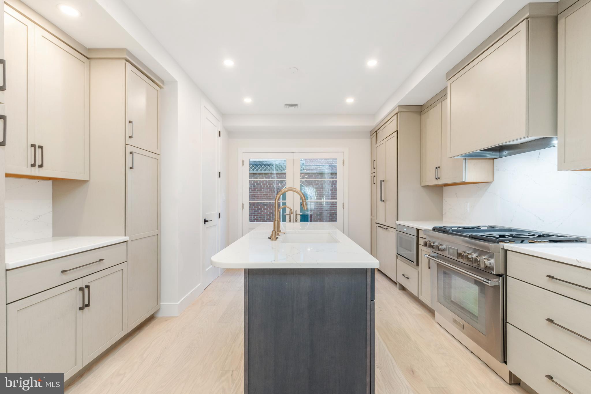 RITTENHOUSE SQUARE - Residential