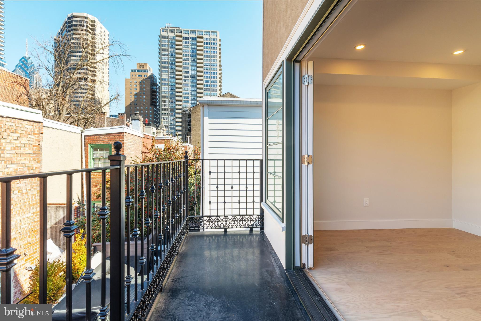 RITTENHOUSE SQUARE - Residential