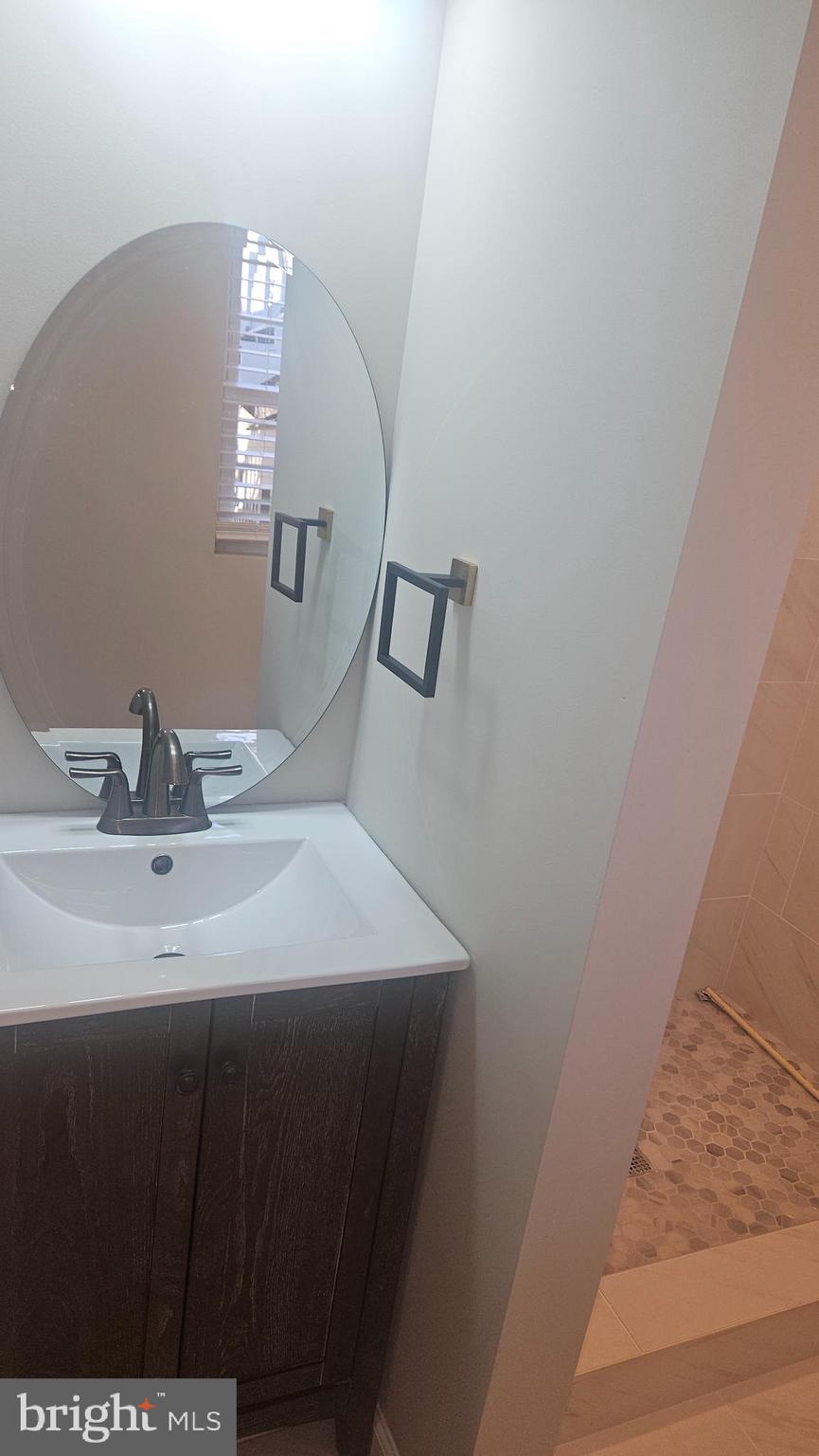 HAYFIELD FARM - Residential Lease