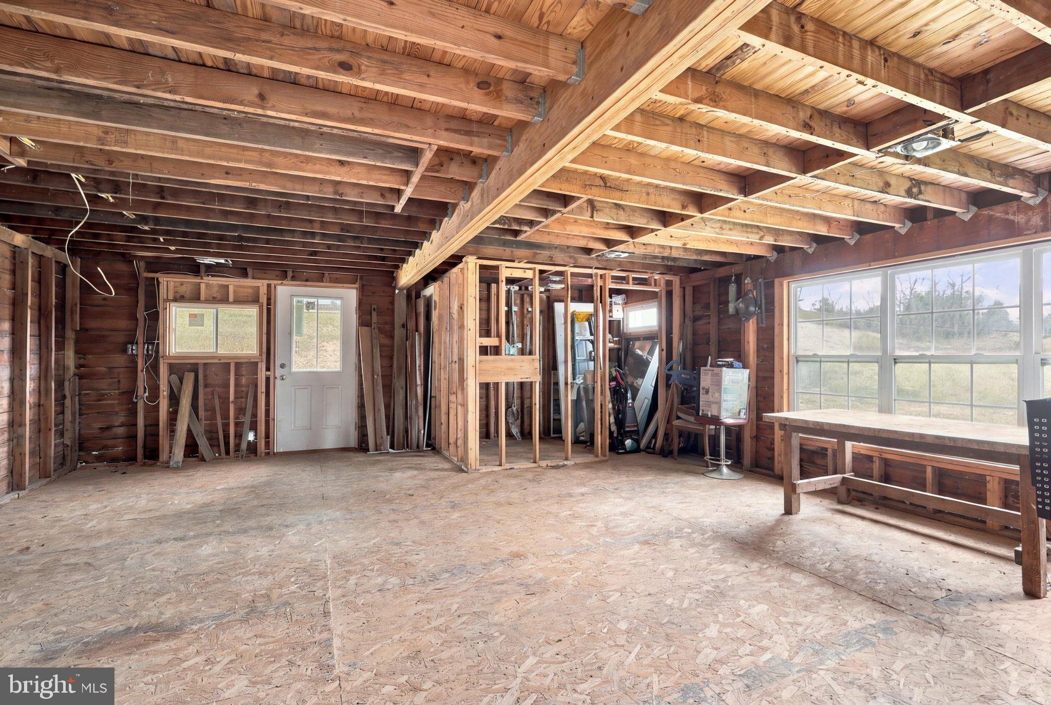 1084 GREEN SPRINGS ROAD