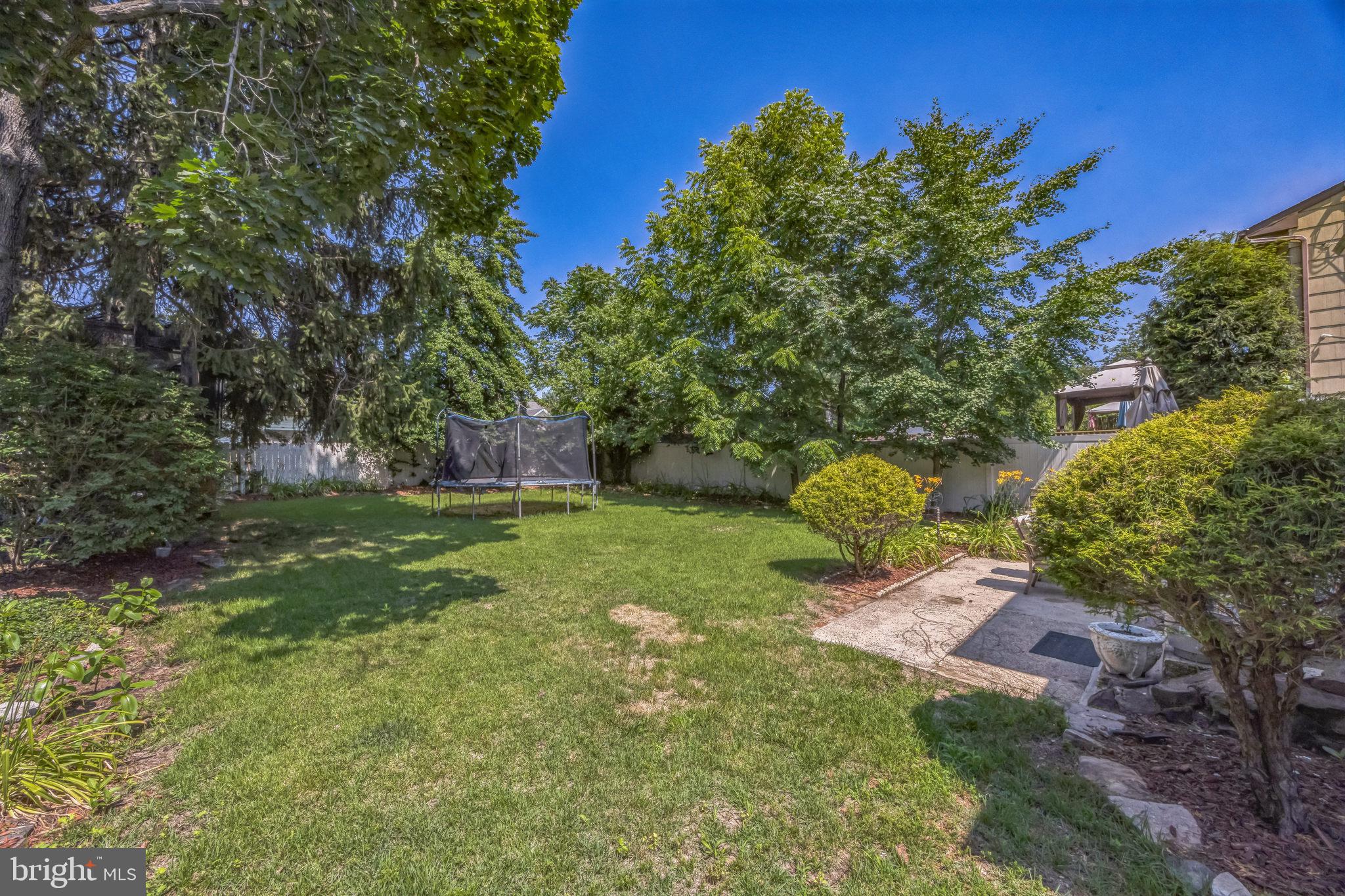 325 WOODBINE AVE.