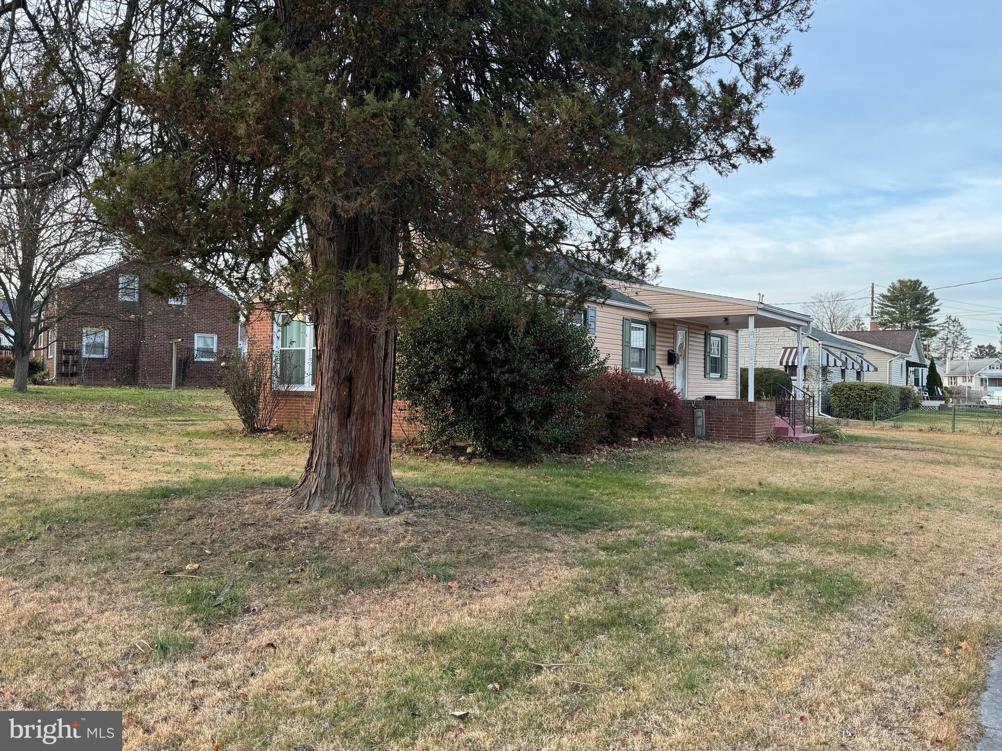 ROSEMONT - Residential