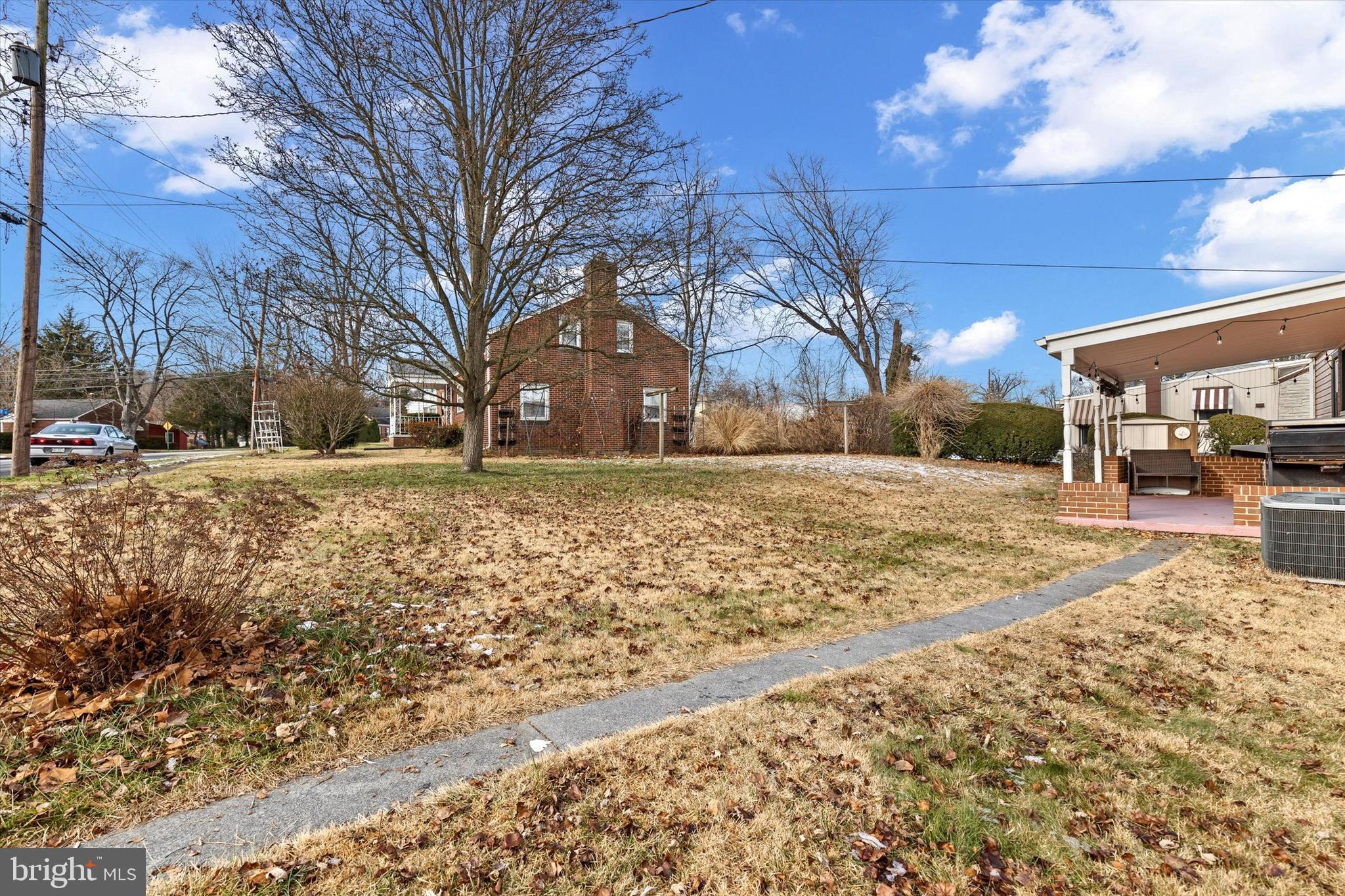 ROSEMONT - Residential