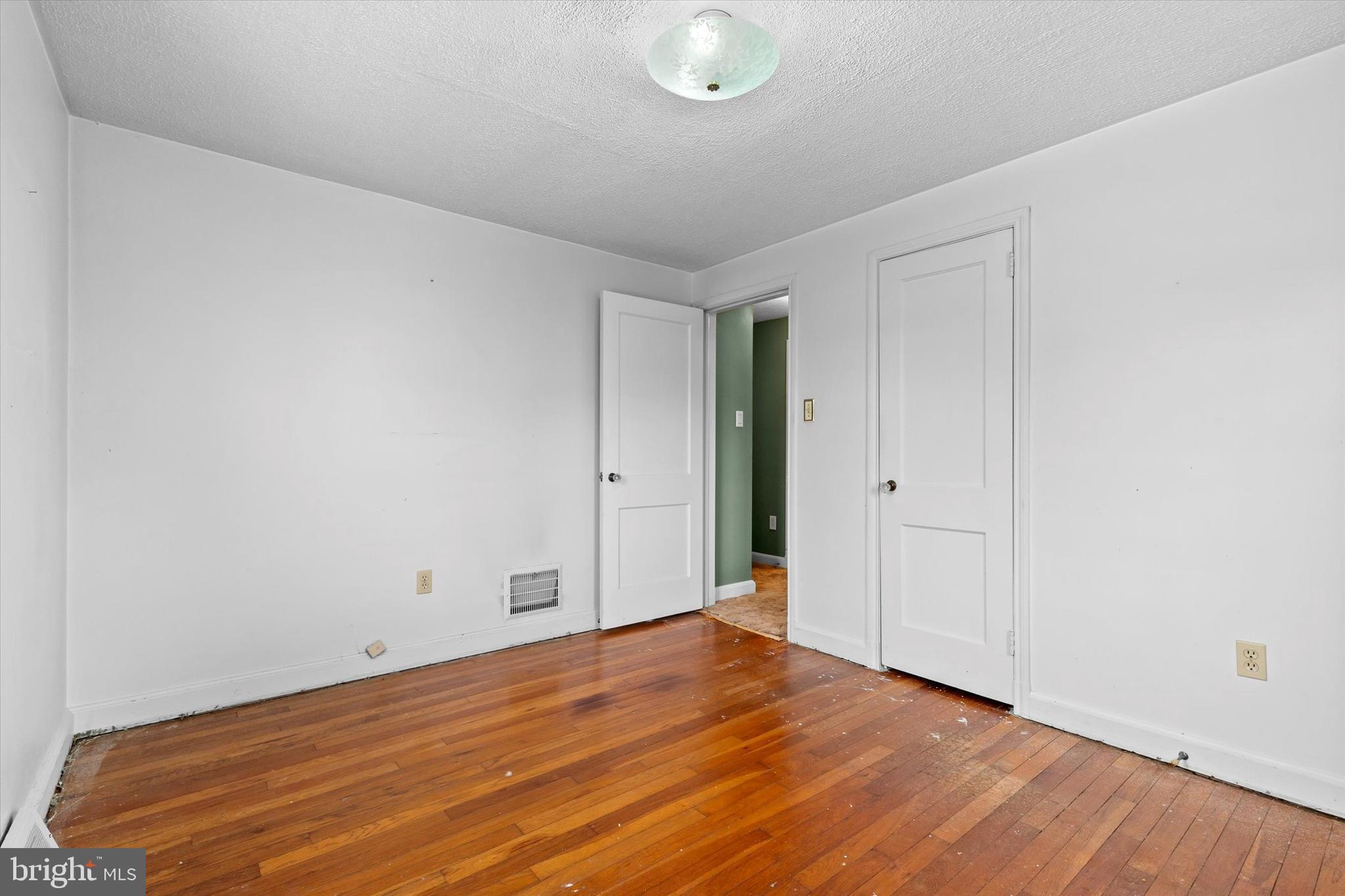 ROSEMONT - Residential