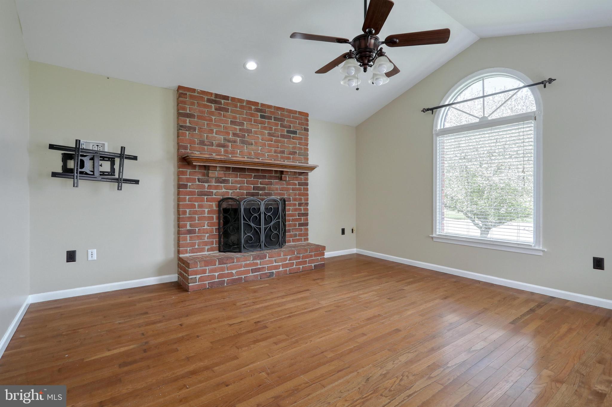 SPRING FORGE - Residential