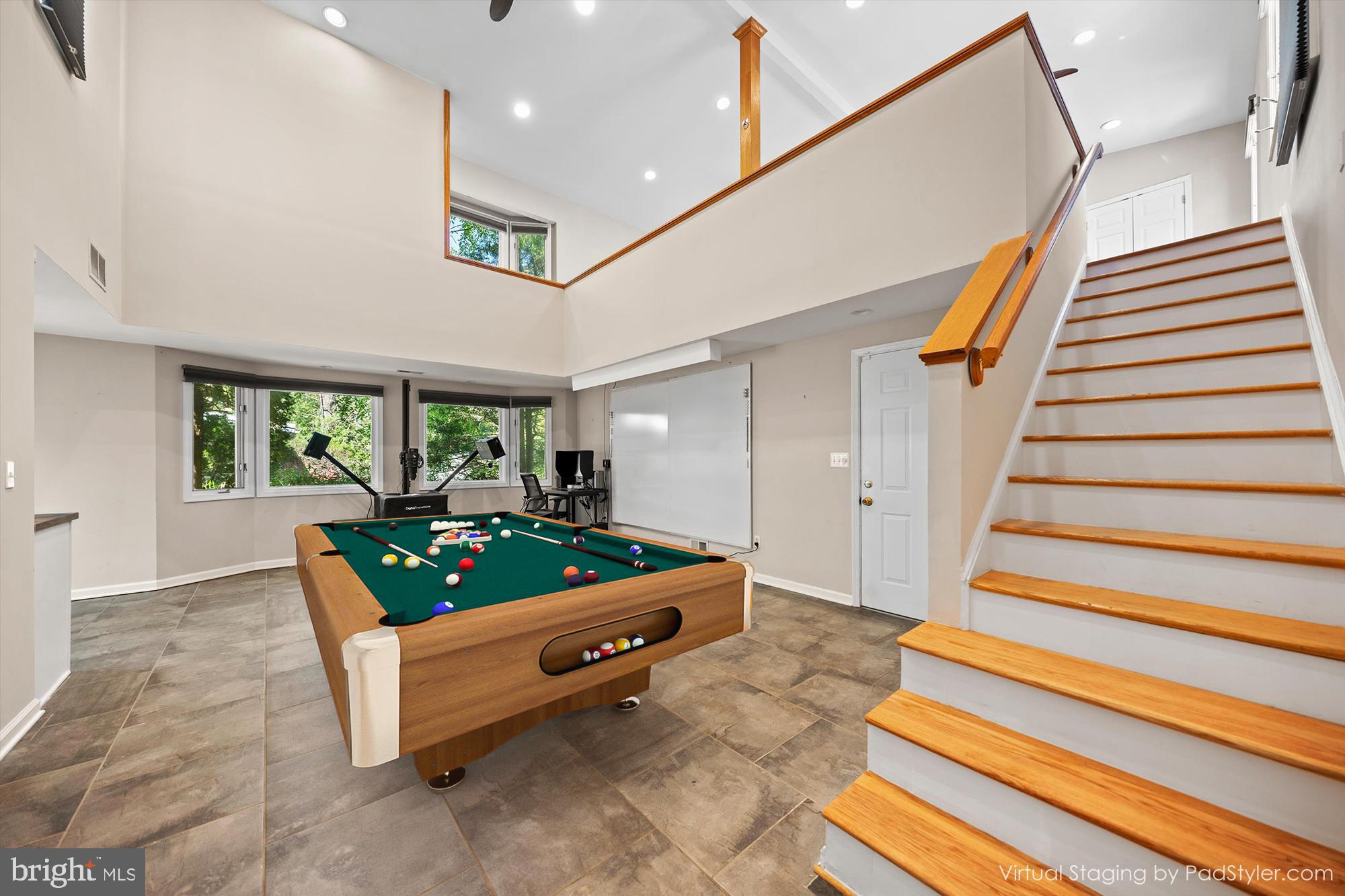 7113 CAROL LANE