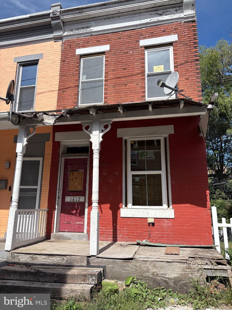 INVESTOR ALERT...  Looking for your next project, well HERE it is.  Fully gutted and ready for you finishes.  New framing, electric, windows and doors.  Some TLC and this one can be restored to its former glory.  Schedule a walkthrough today!