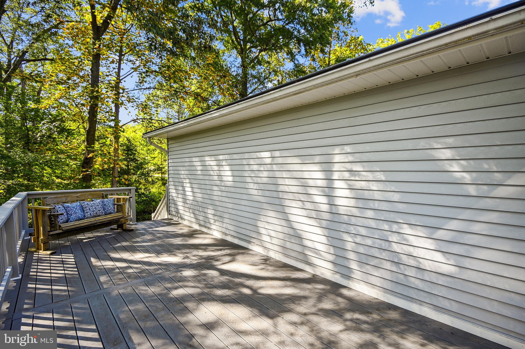 BAY HIGHLANDS - Residential