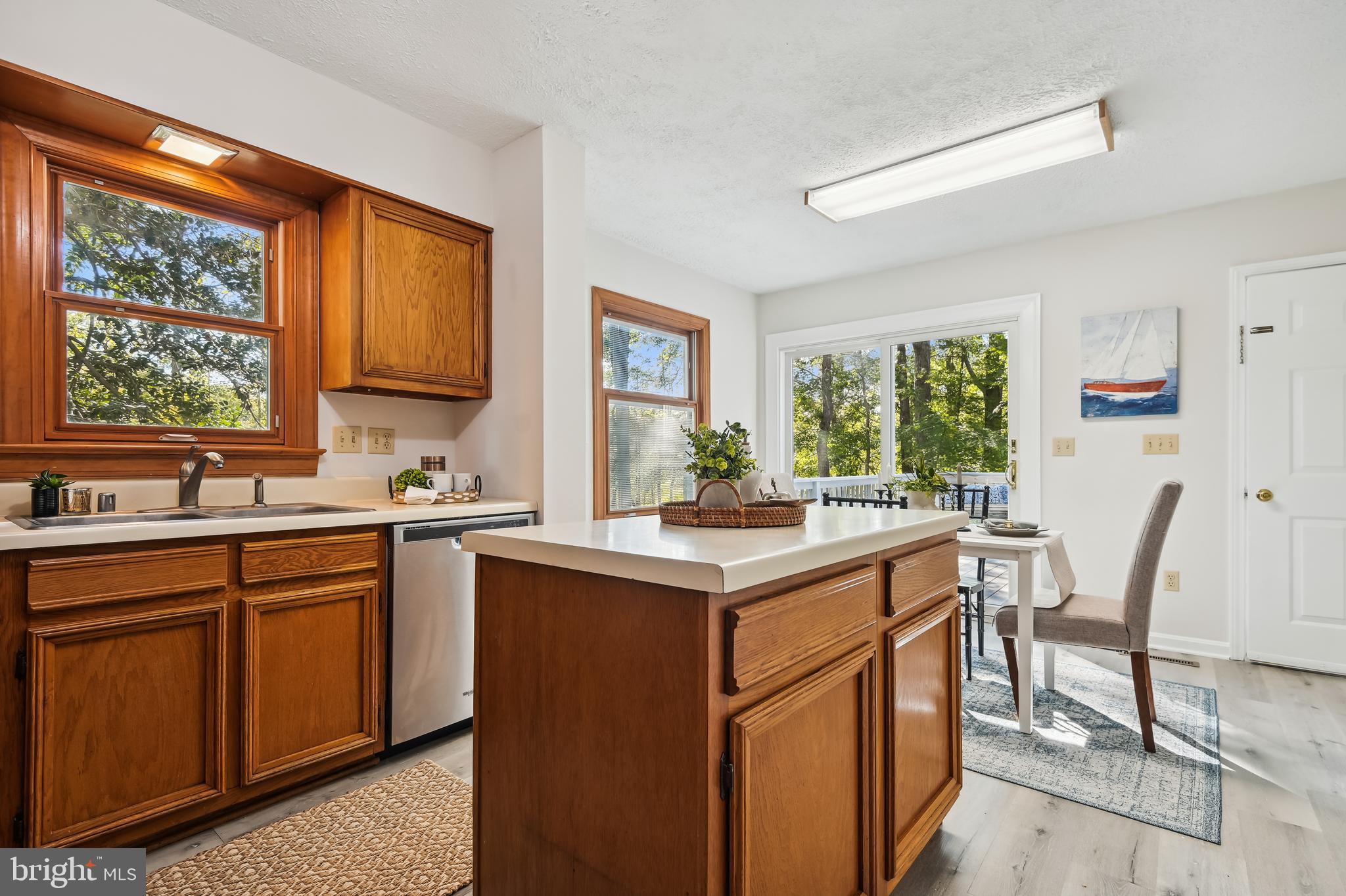 BAY HIGHLANDS - Residential