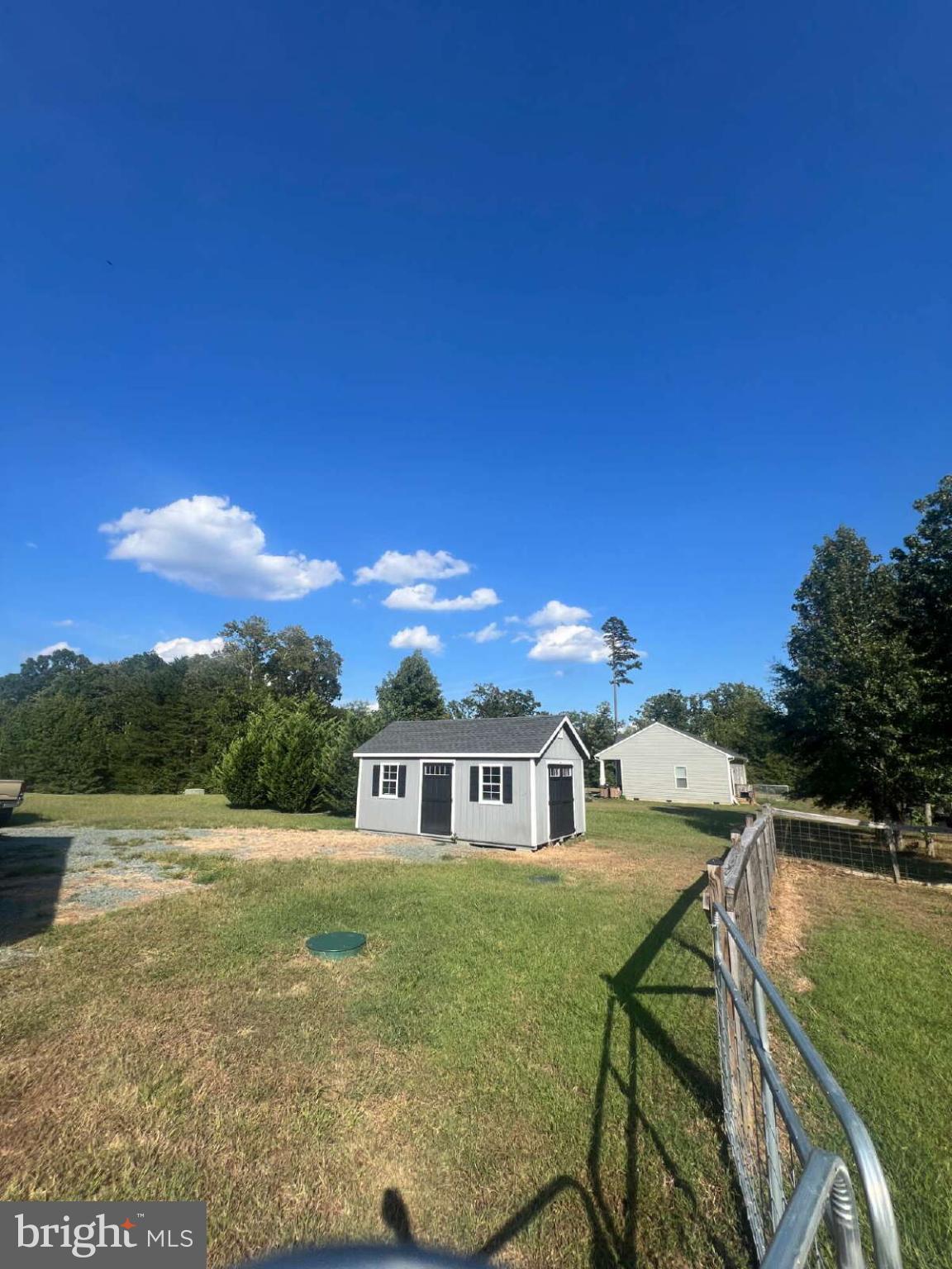 HIDDEN FARM ESTATES - Residential Lease