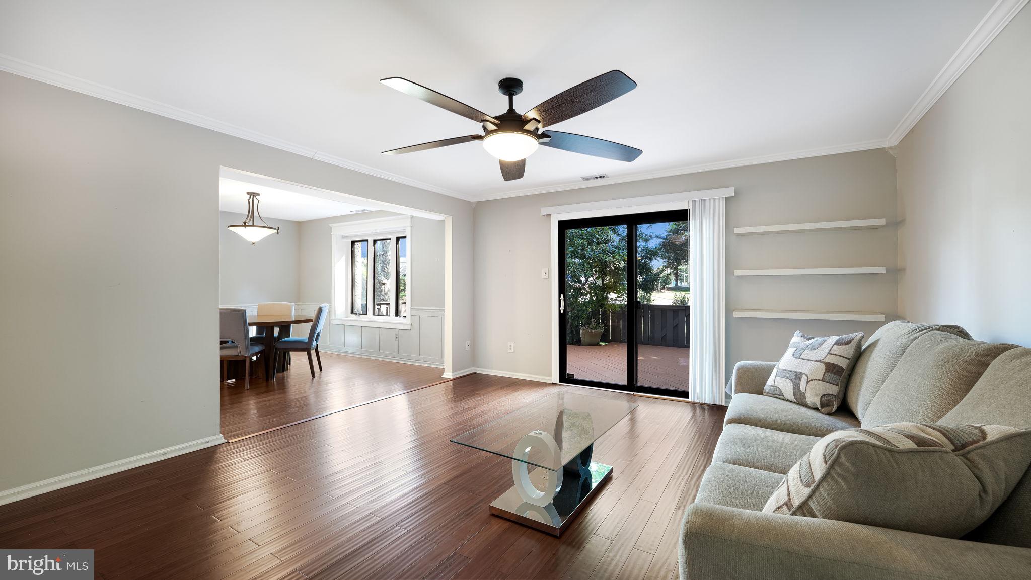3 GOLF CLUB DRIVE