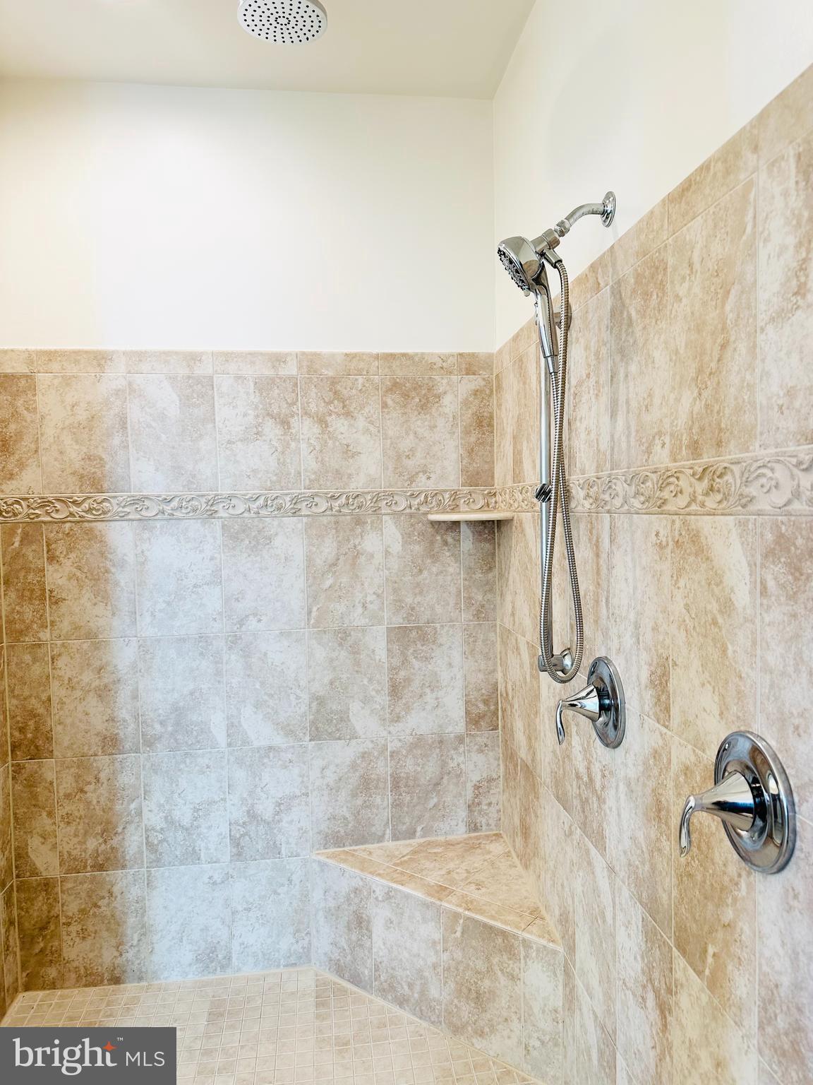 QUINCE ORCHARD PARK - Residential Lease