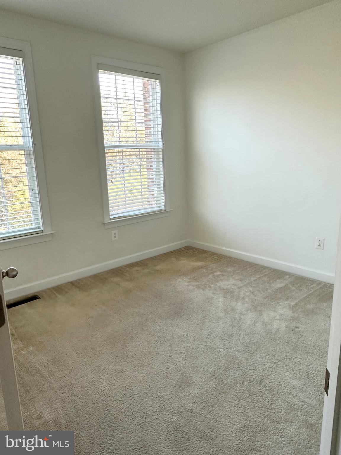 QUINCE ORCHARD PARK - Residential Lease