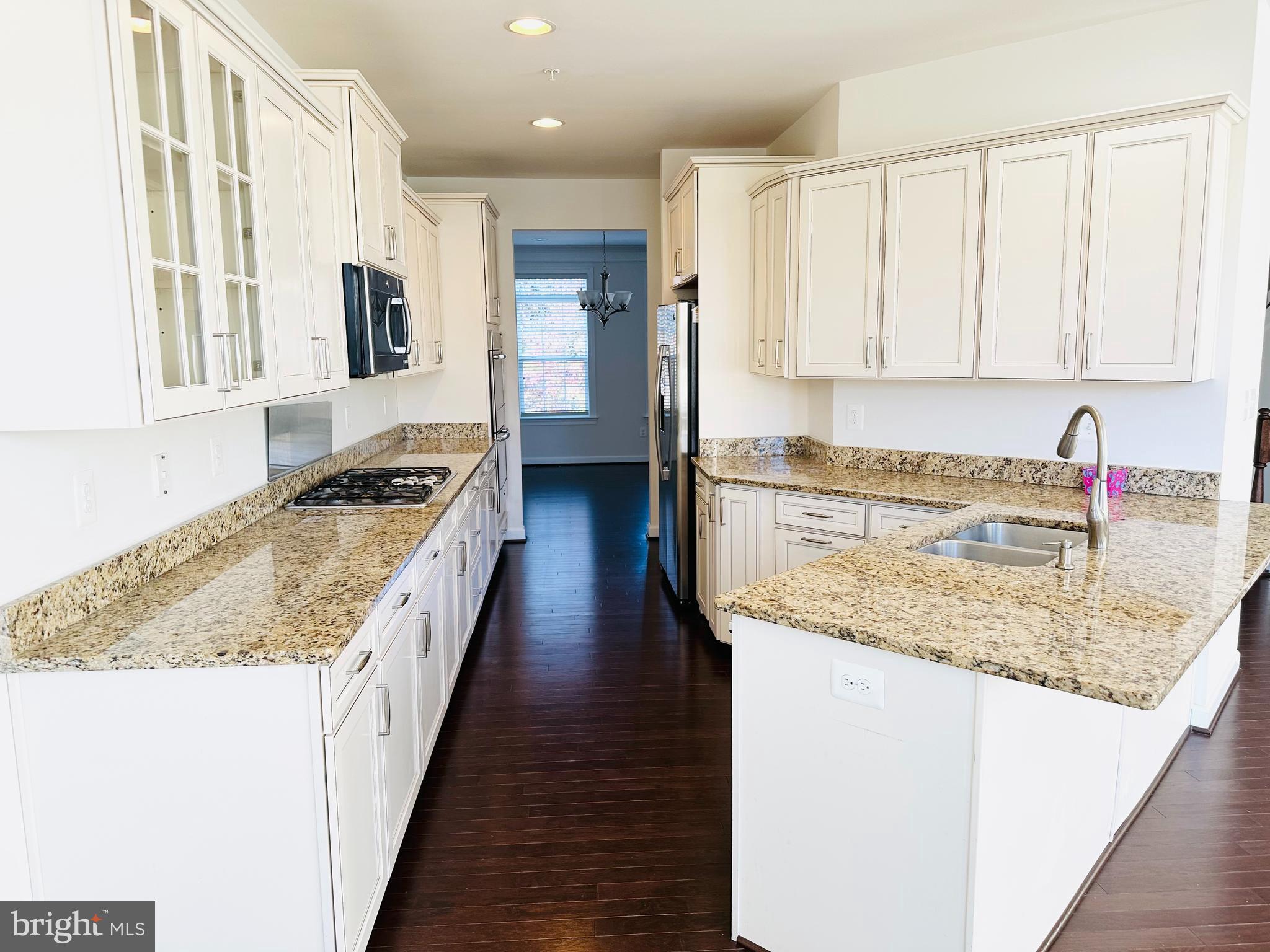 QUINCE ORCHARD PARK - Residential Lease