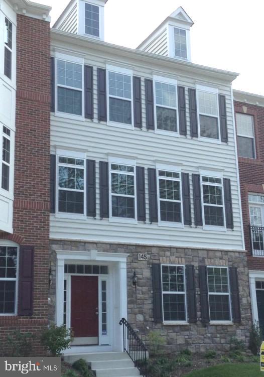 QUINCE ORCHARD PARK - Residential Lease