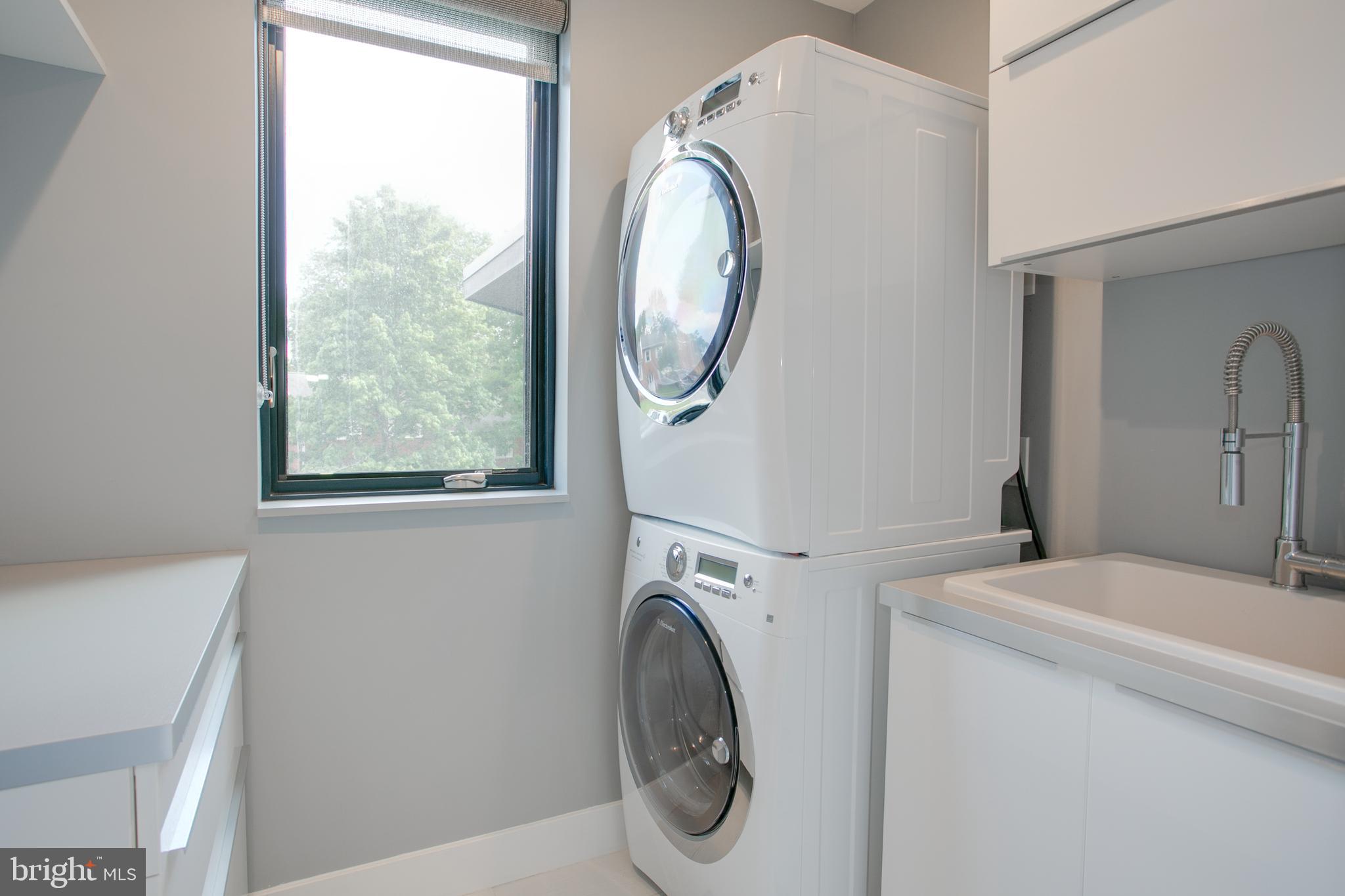 BERKSHIRE OAKWOOD - Residential