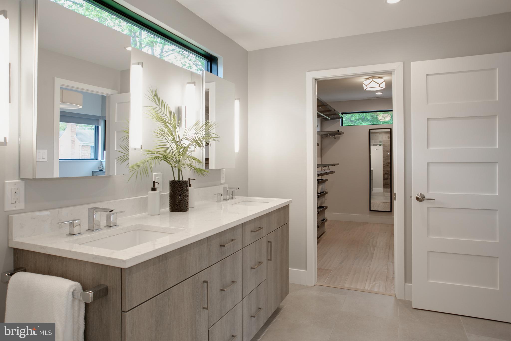 BERKSHIRE OAKWOOD - Residential