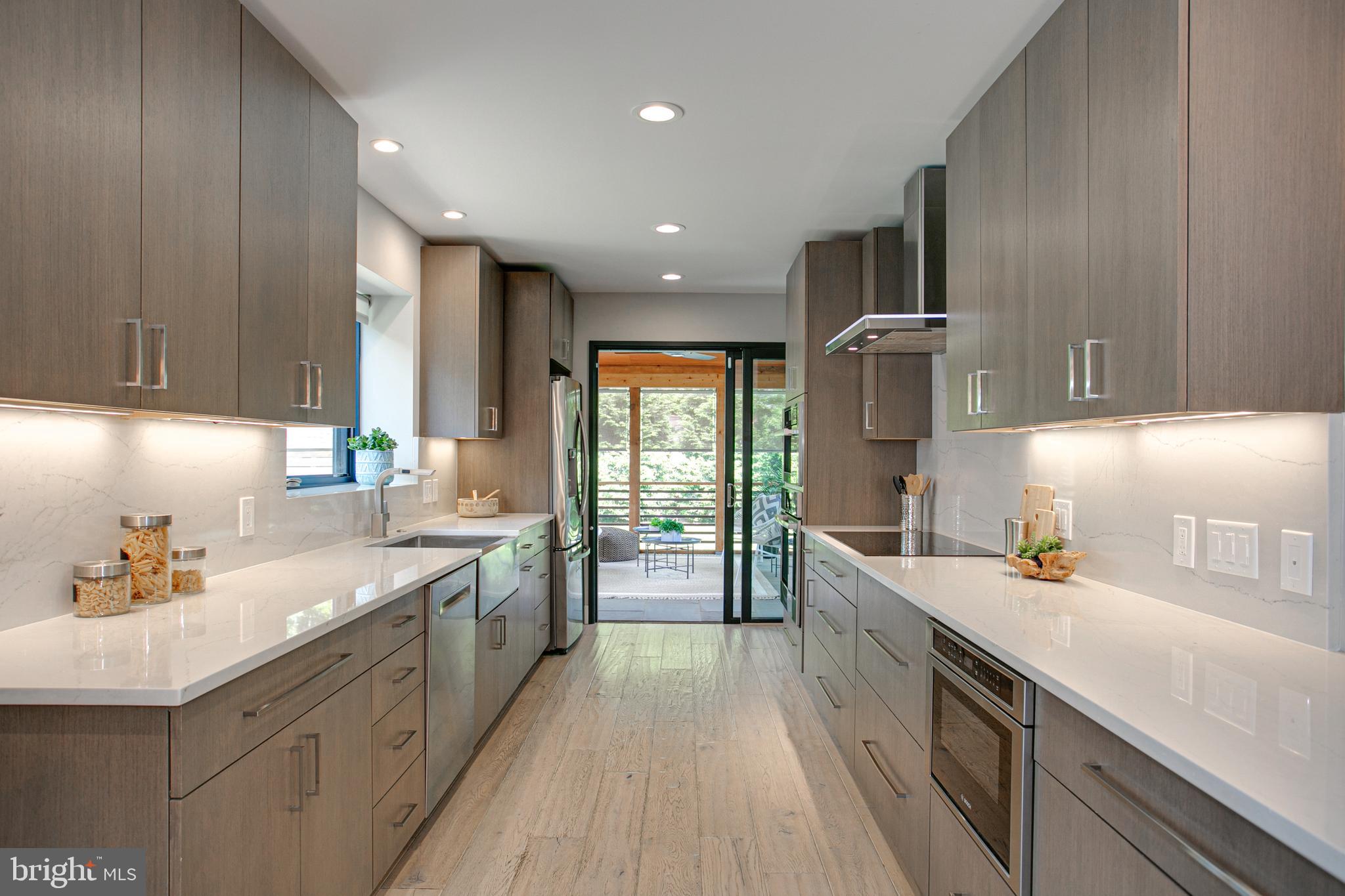 BERKSHIRE OAKWOOD - Residential