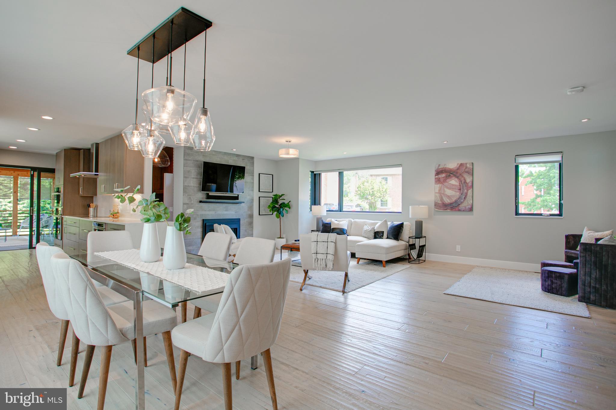 BERKSHIRE OAKWOOD - Residential