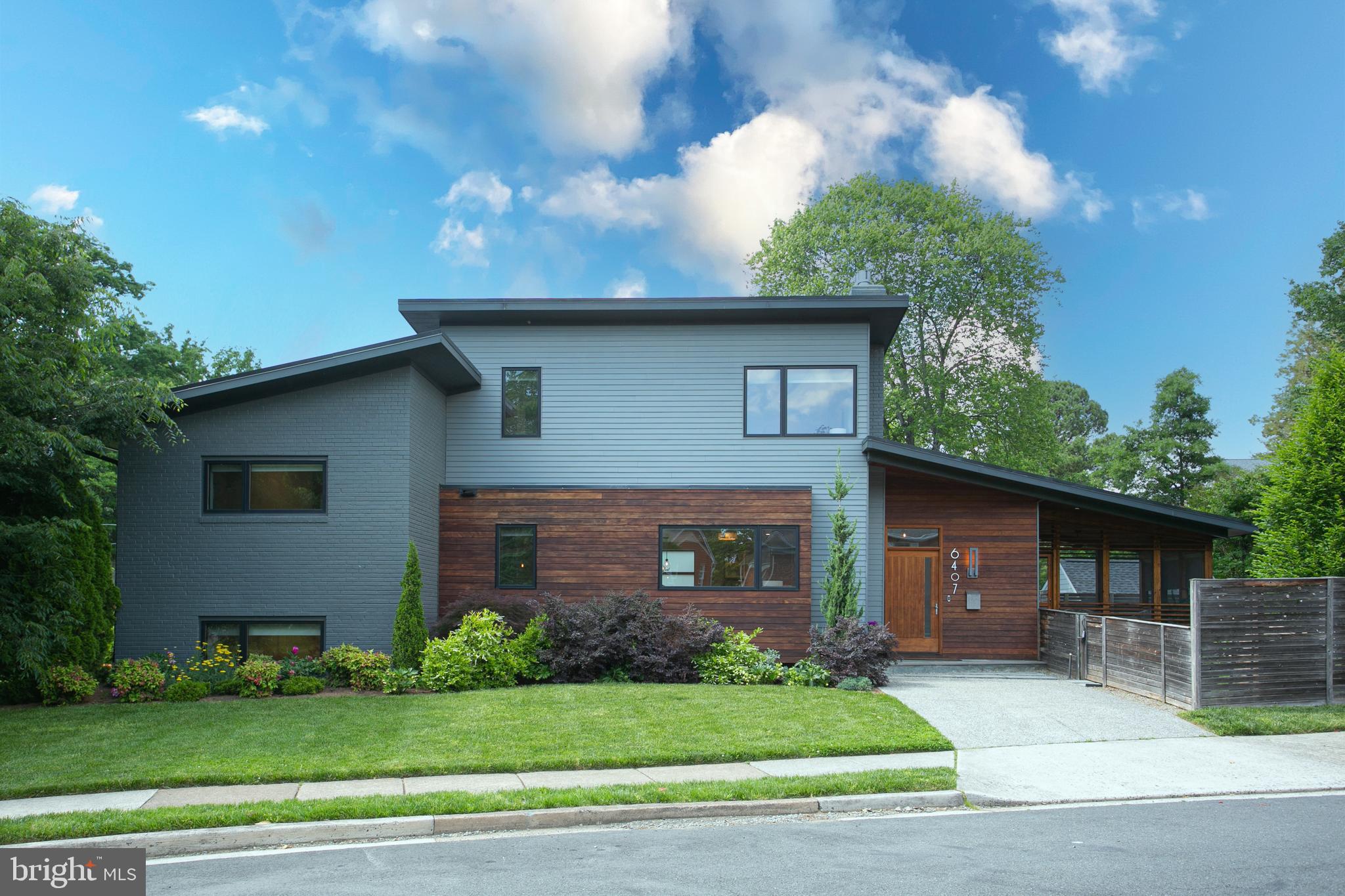 BERKSHIRE OAKWOOD - Residential