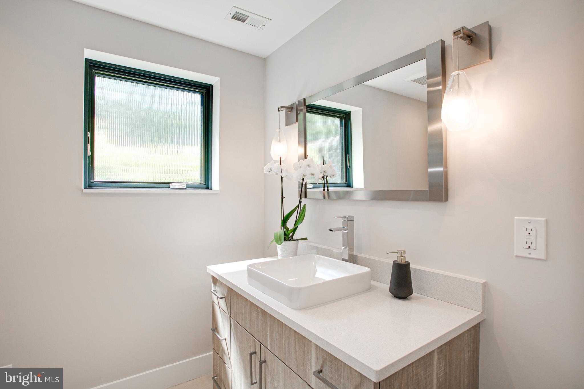 BERKSHIRE OAKWOOD - Residential