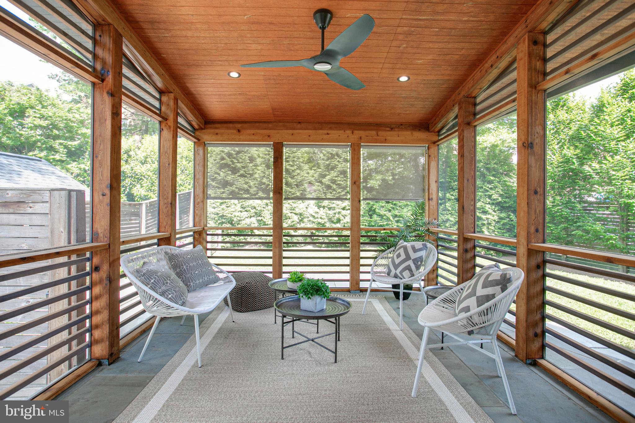 BERKSHIRE OAKWOOD - Residential