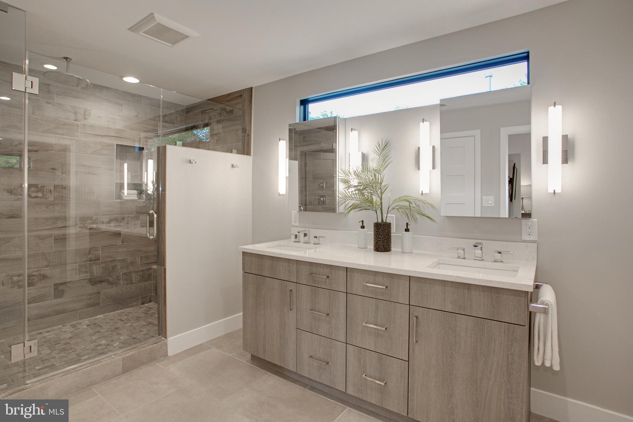 BERKSHIRE OAKWOOD - Residential