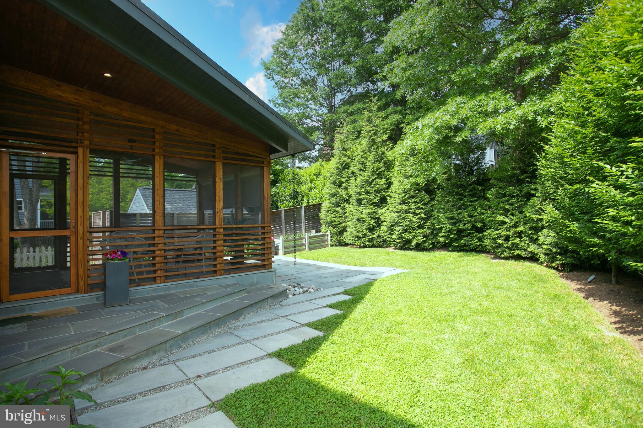 BERKSHIRE OAKWOOD - Residential