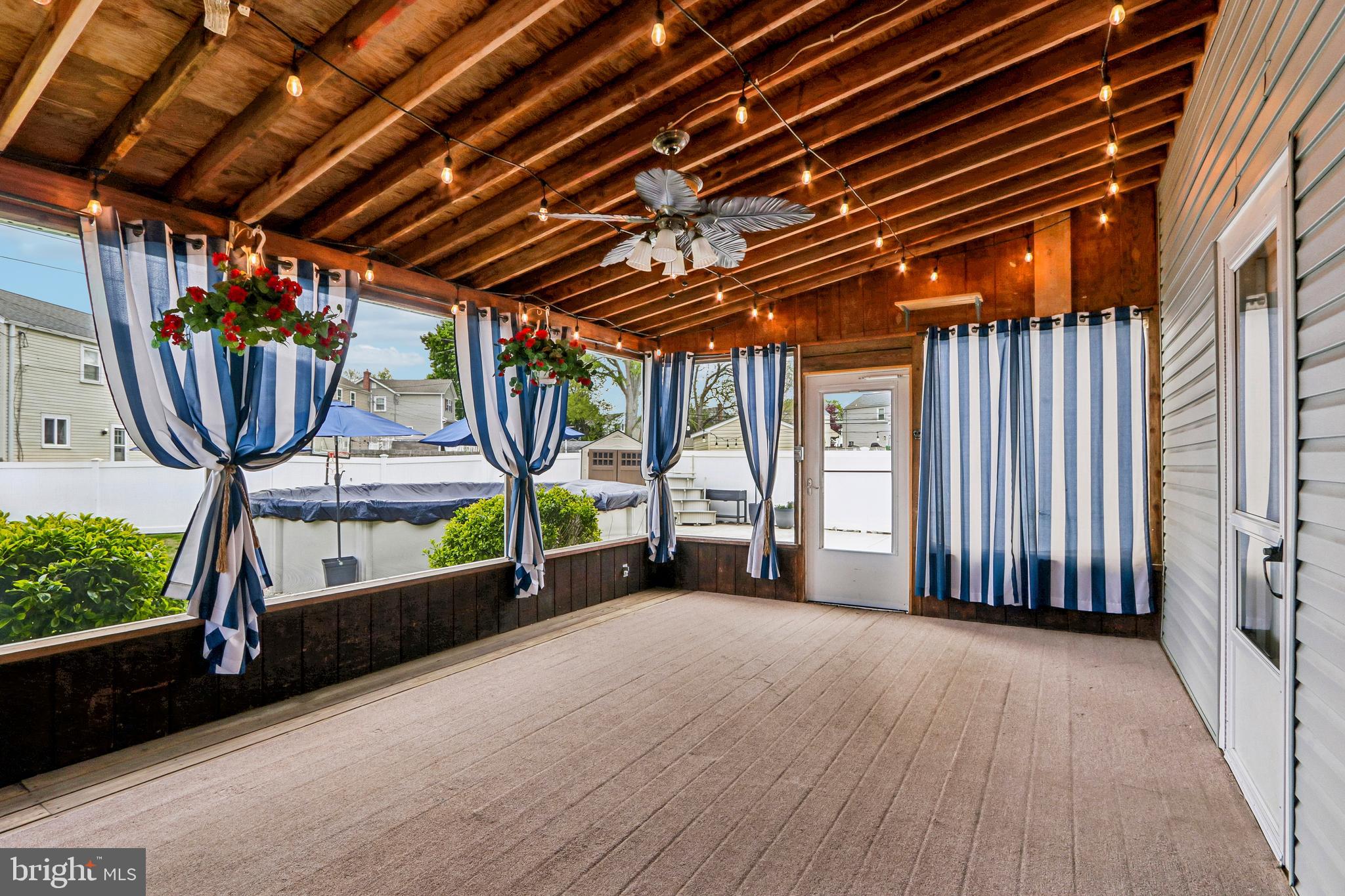 VALLEY VIEW - Residential