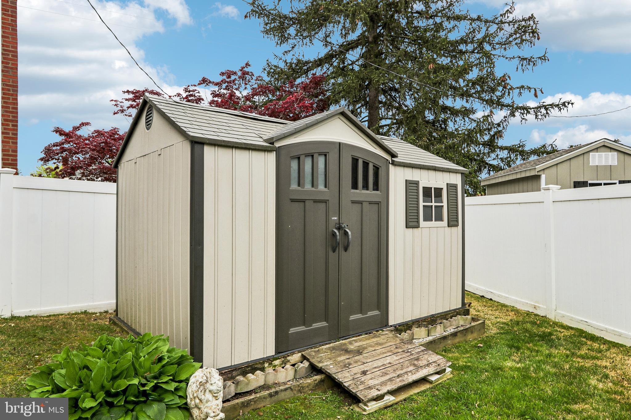 VALLEY VIEW - Residential