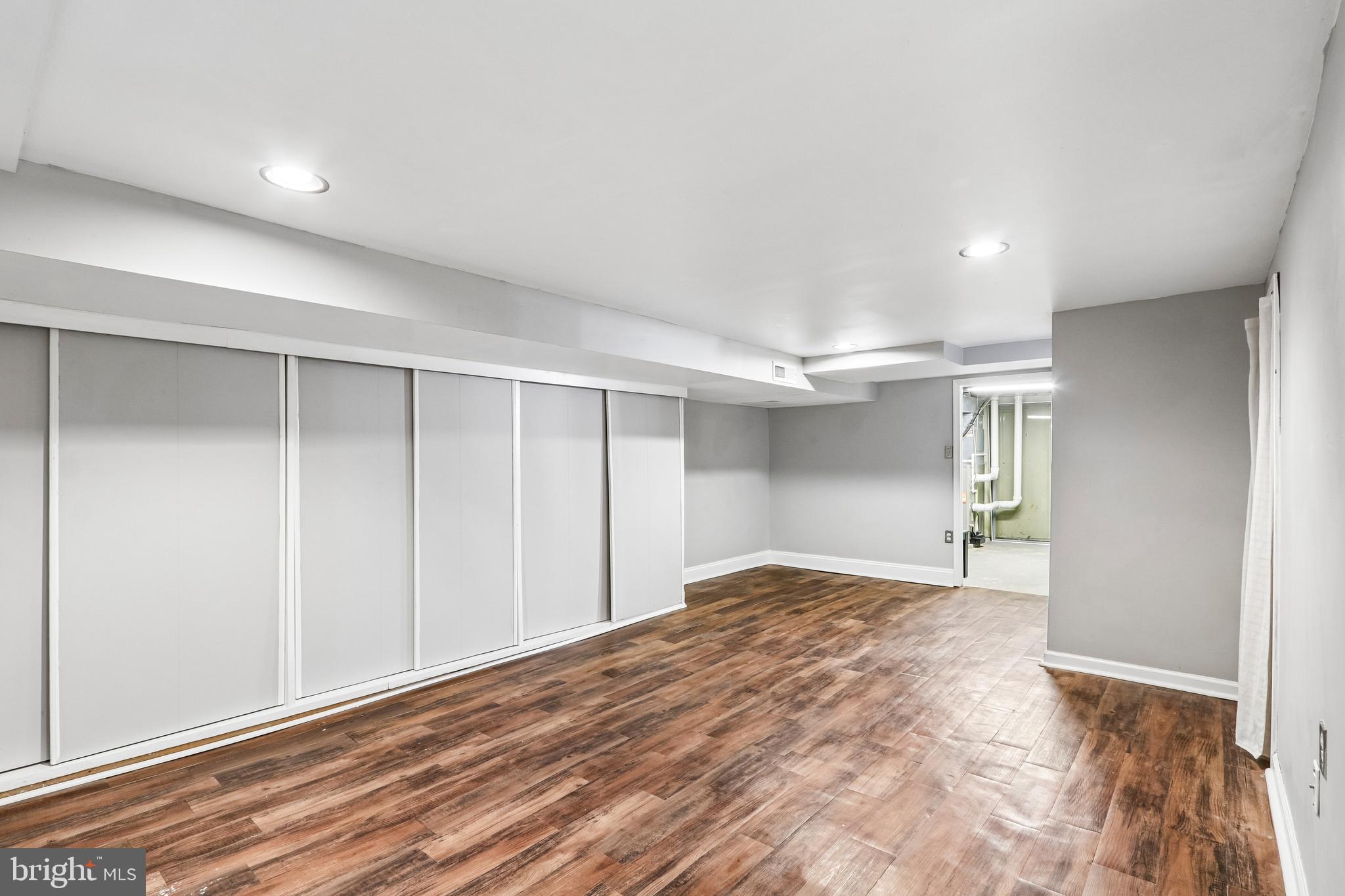 VALLEY VIEW - Residential