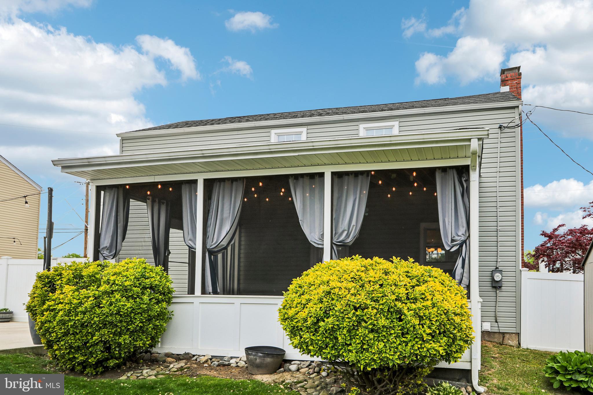 VALLEY VIEW - Residential