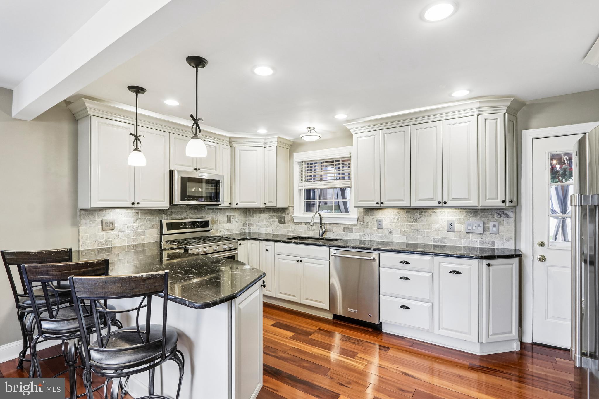 VALLEY VIEW - Residential