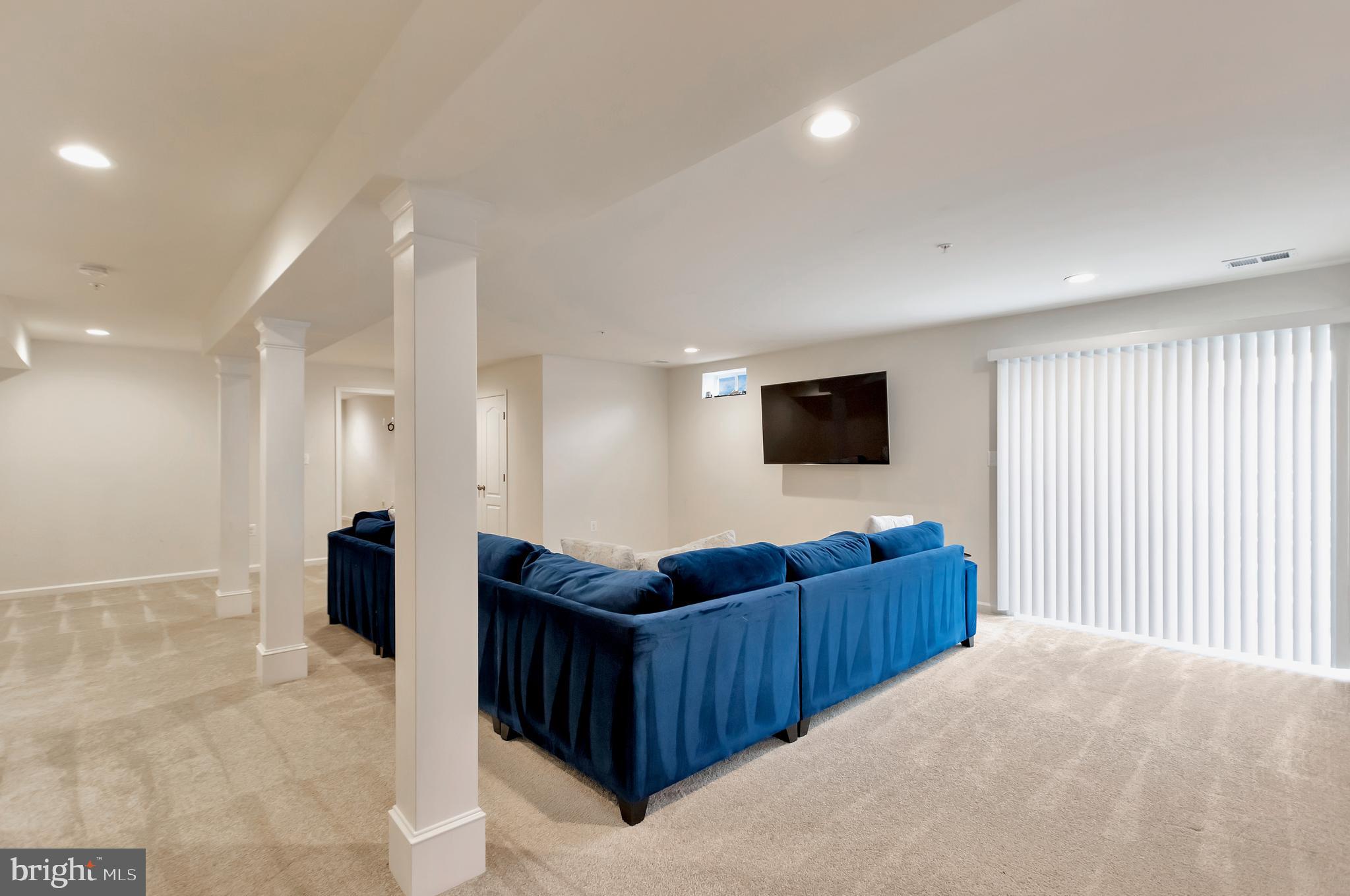 ST JAMES-PLAT 1> - Residential