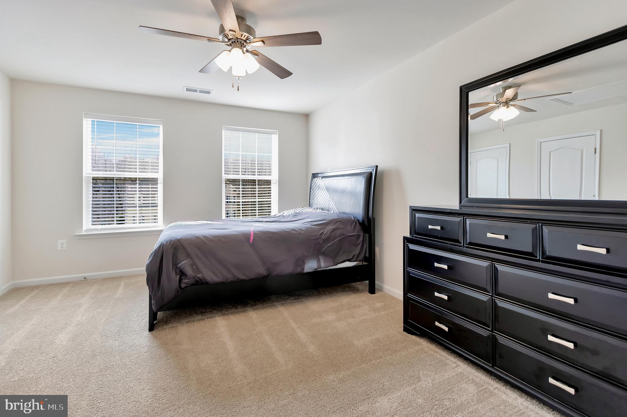 ST JAMES-PLAT 1> - Residential