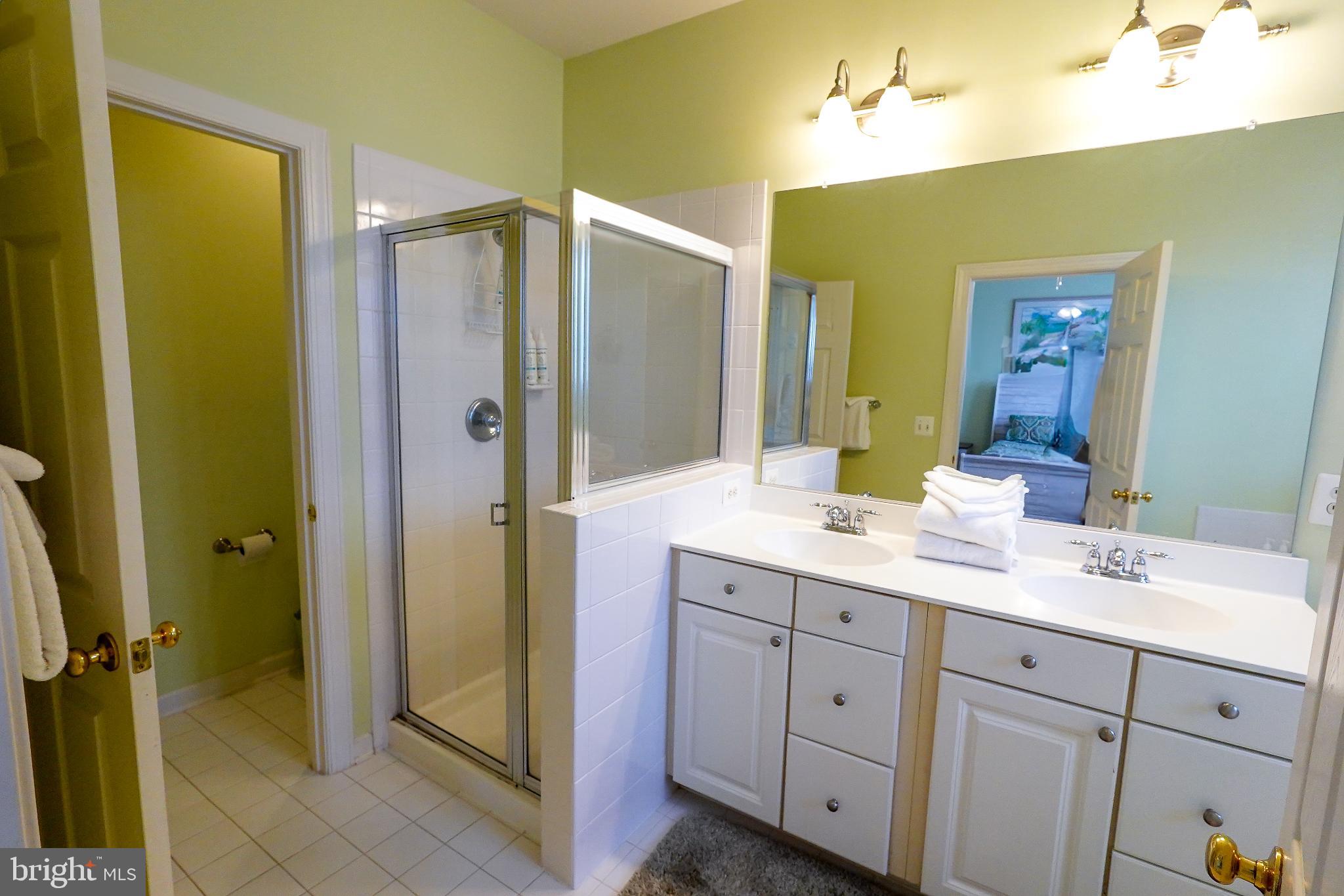 SUNSET ISLAND - Residential