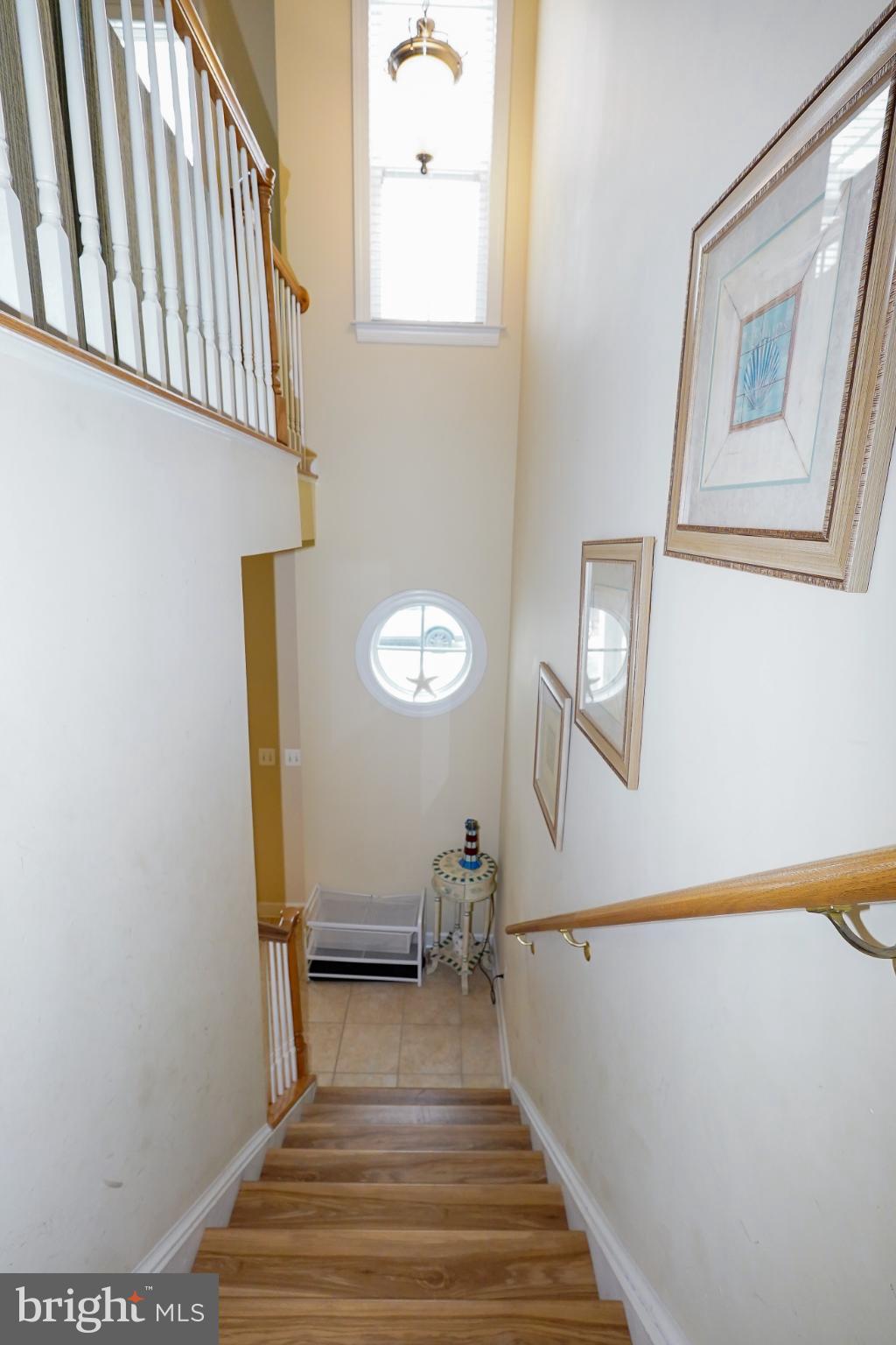 SUNSET ISLAND - Residential