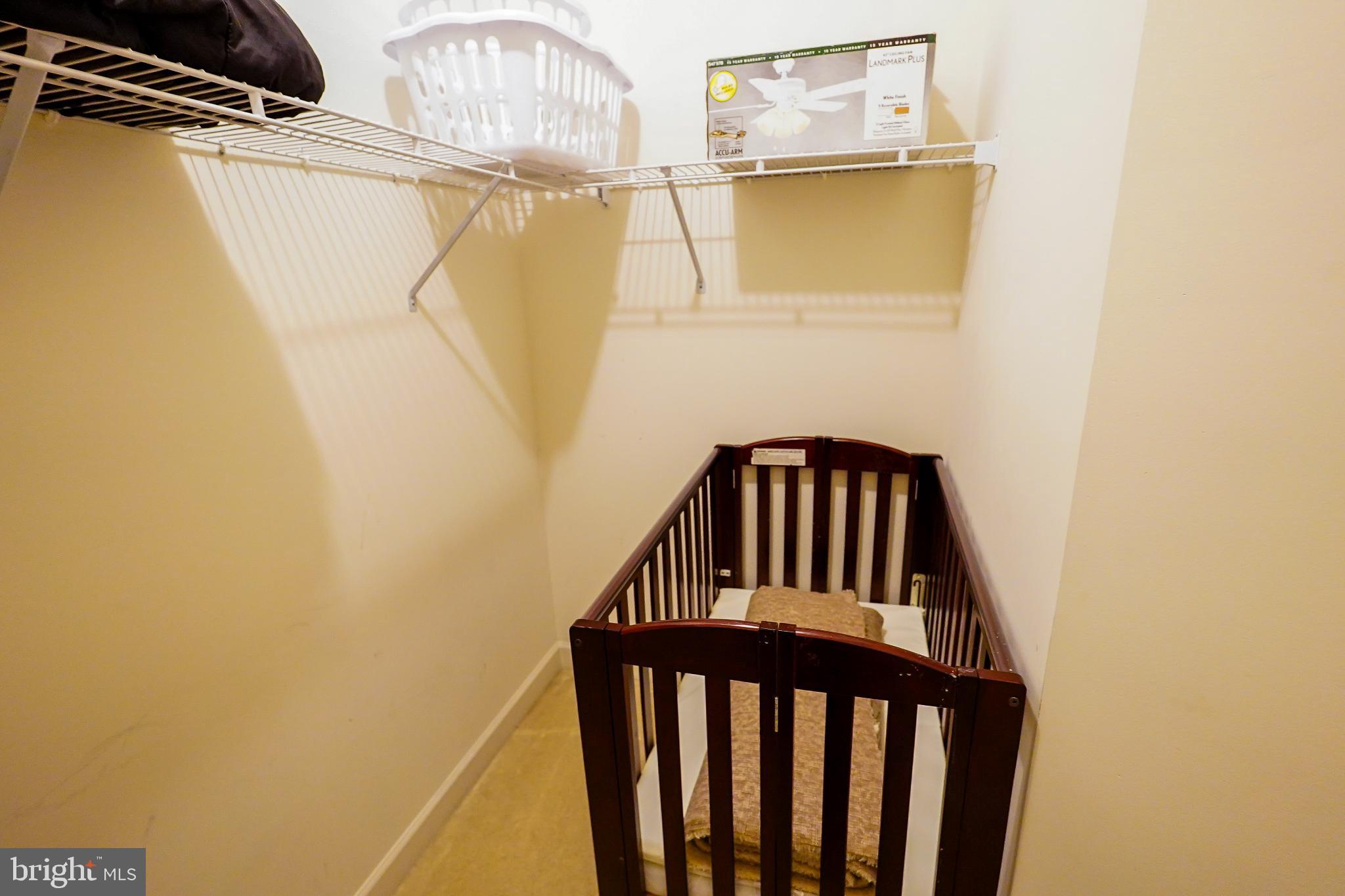 SUNSET ISLAND - Residential