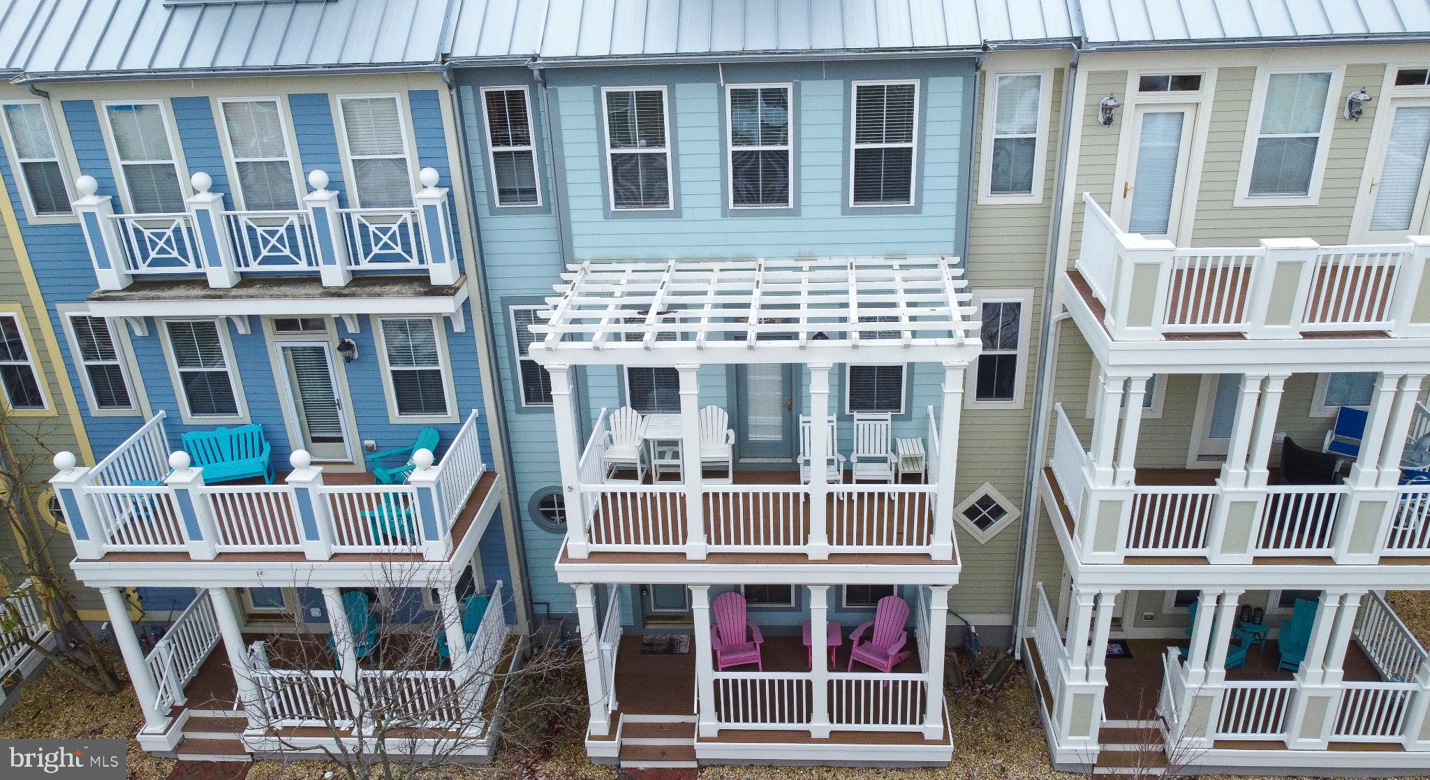 SUNSET ISLAND - Residential