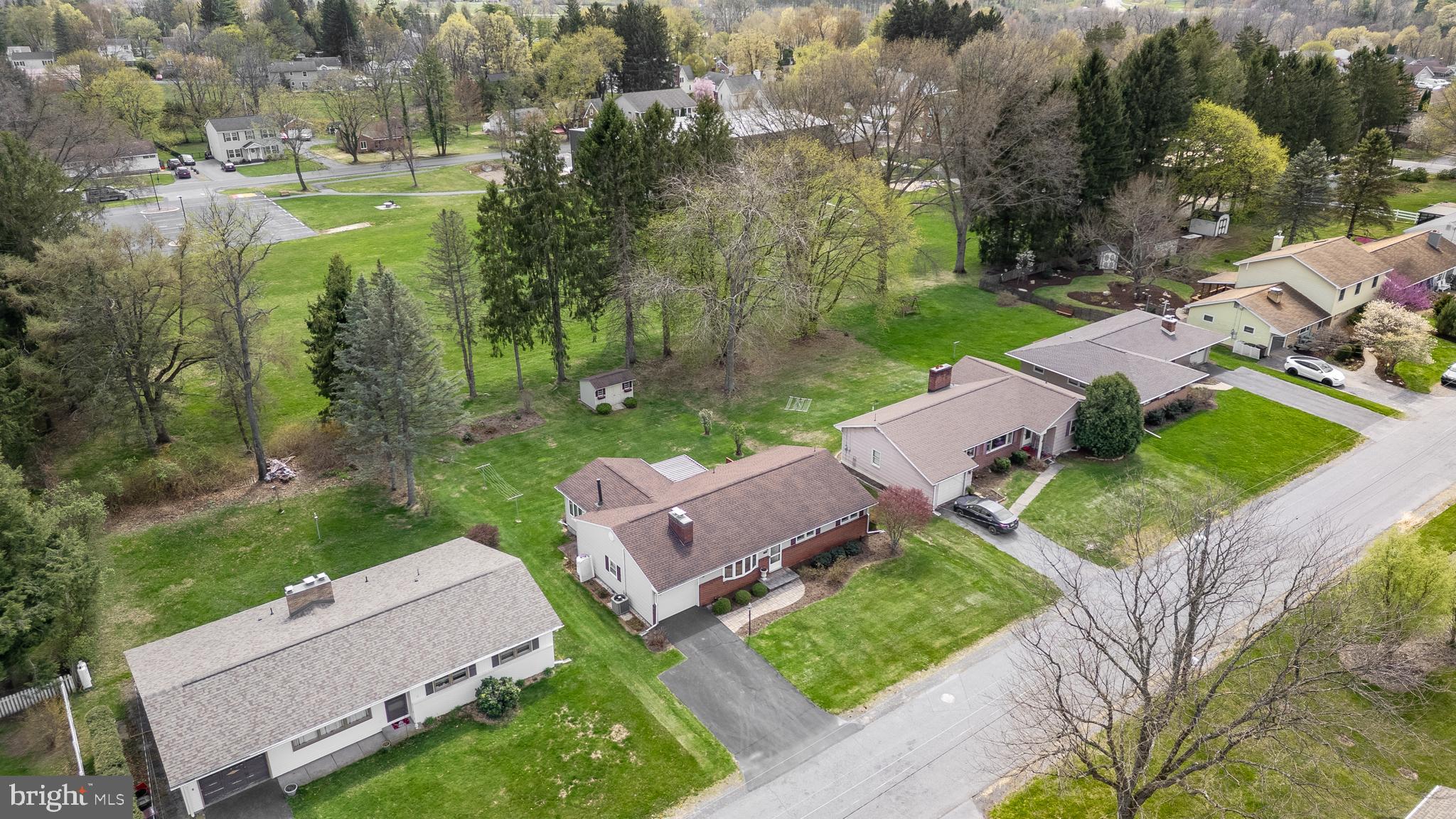 THE HILL - Residential